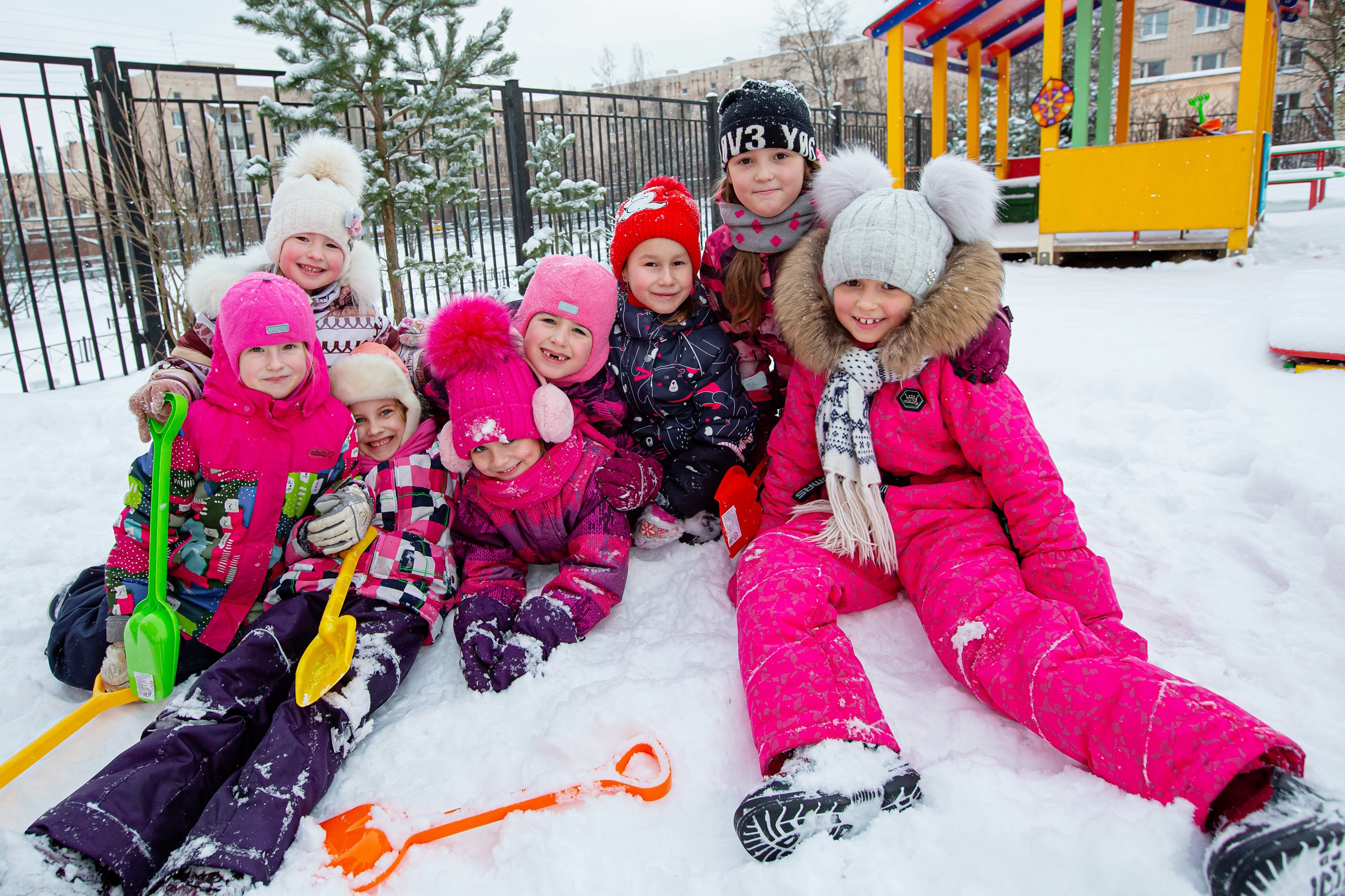 Фотосъёмка для выпускных альбомов в детском саду. Сезон 2020-2021. Свадебный, семейный, детский фотограф в Санкт-Петербурге