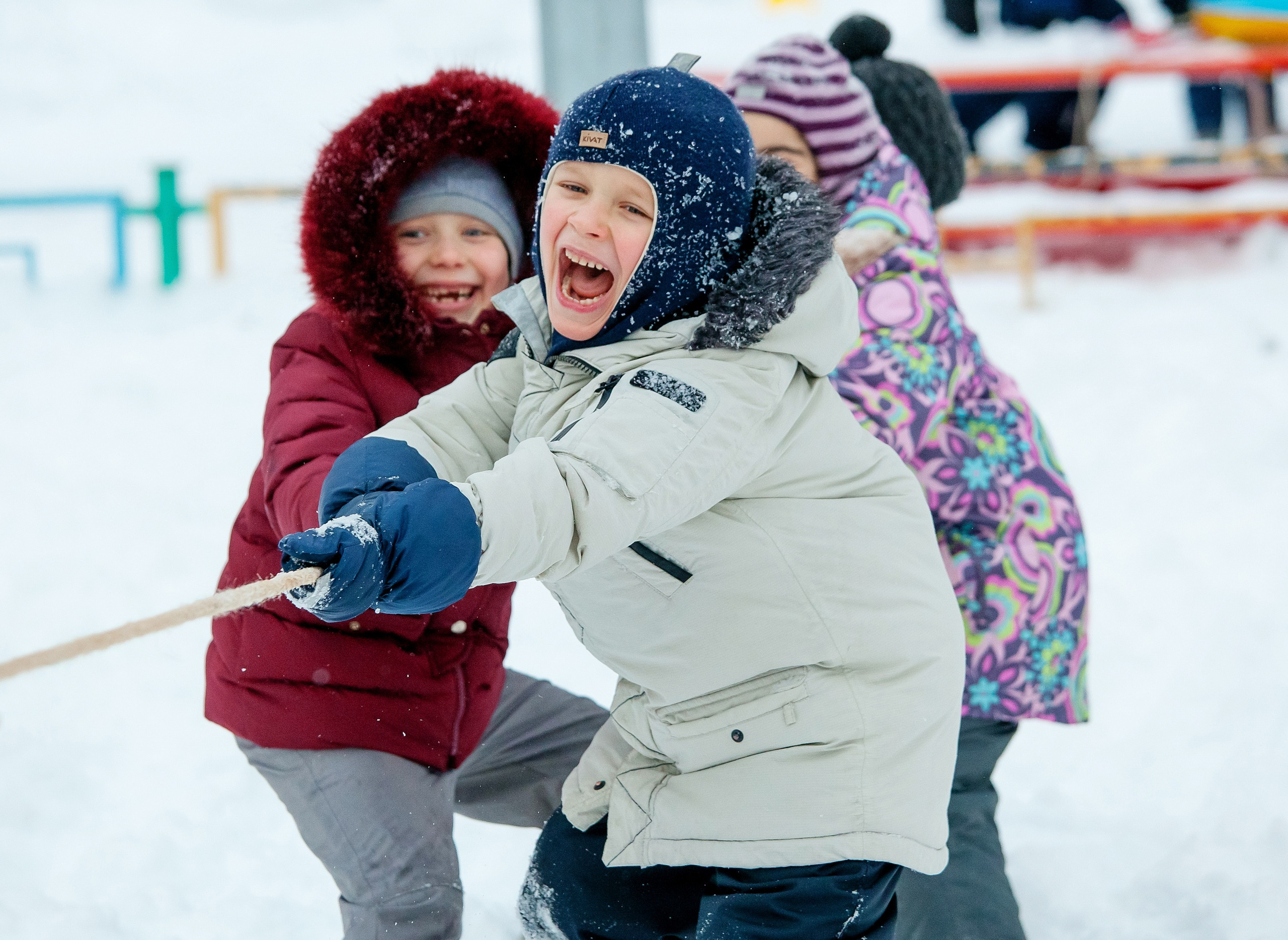 Фотография для выпускных альбомов в детском саду в выпускной группе в подготовительной группе детей фотограф для выпускных альбомов фото детей зимой зимние портреты