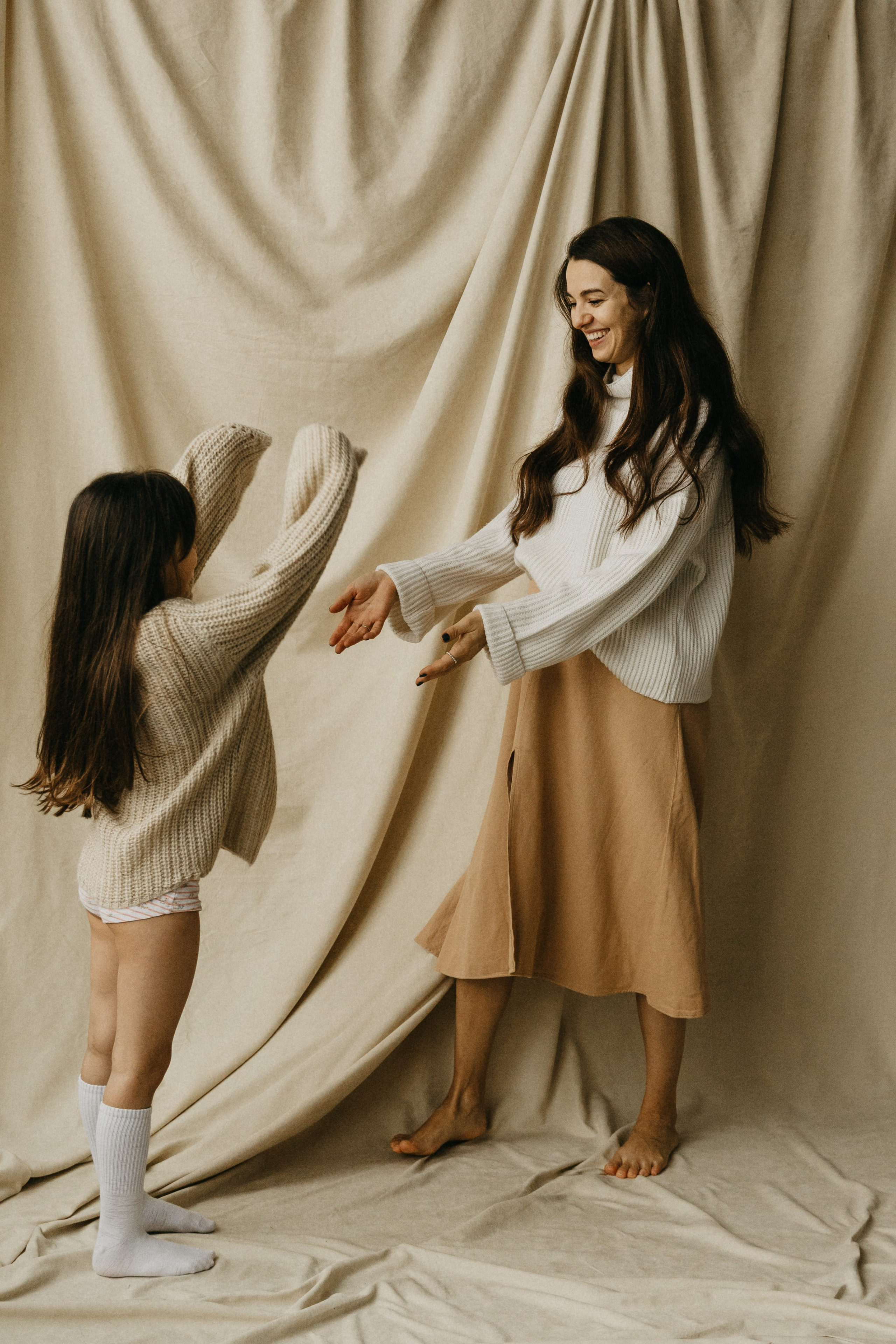 Лера, Момчил, Ники. Главная