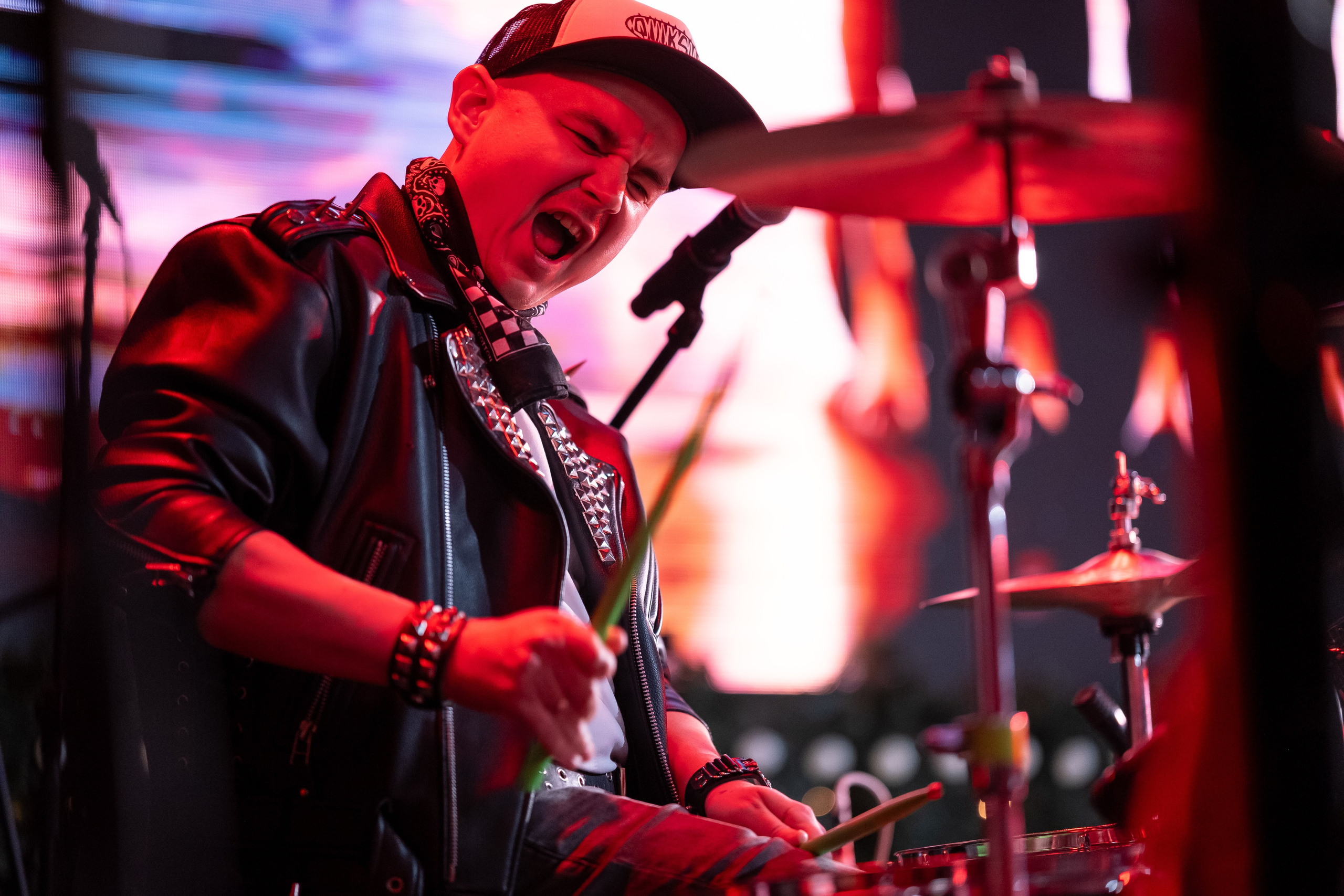 Развлекательная программа. Дмитрий Шишкин