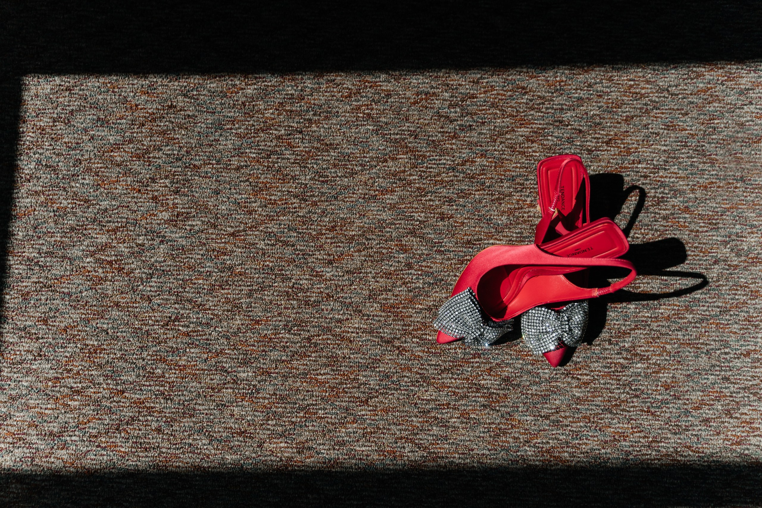 Яркая любовь. Свадебный и контент фотограф Серёгина Надежда г. Новосибирск