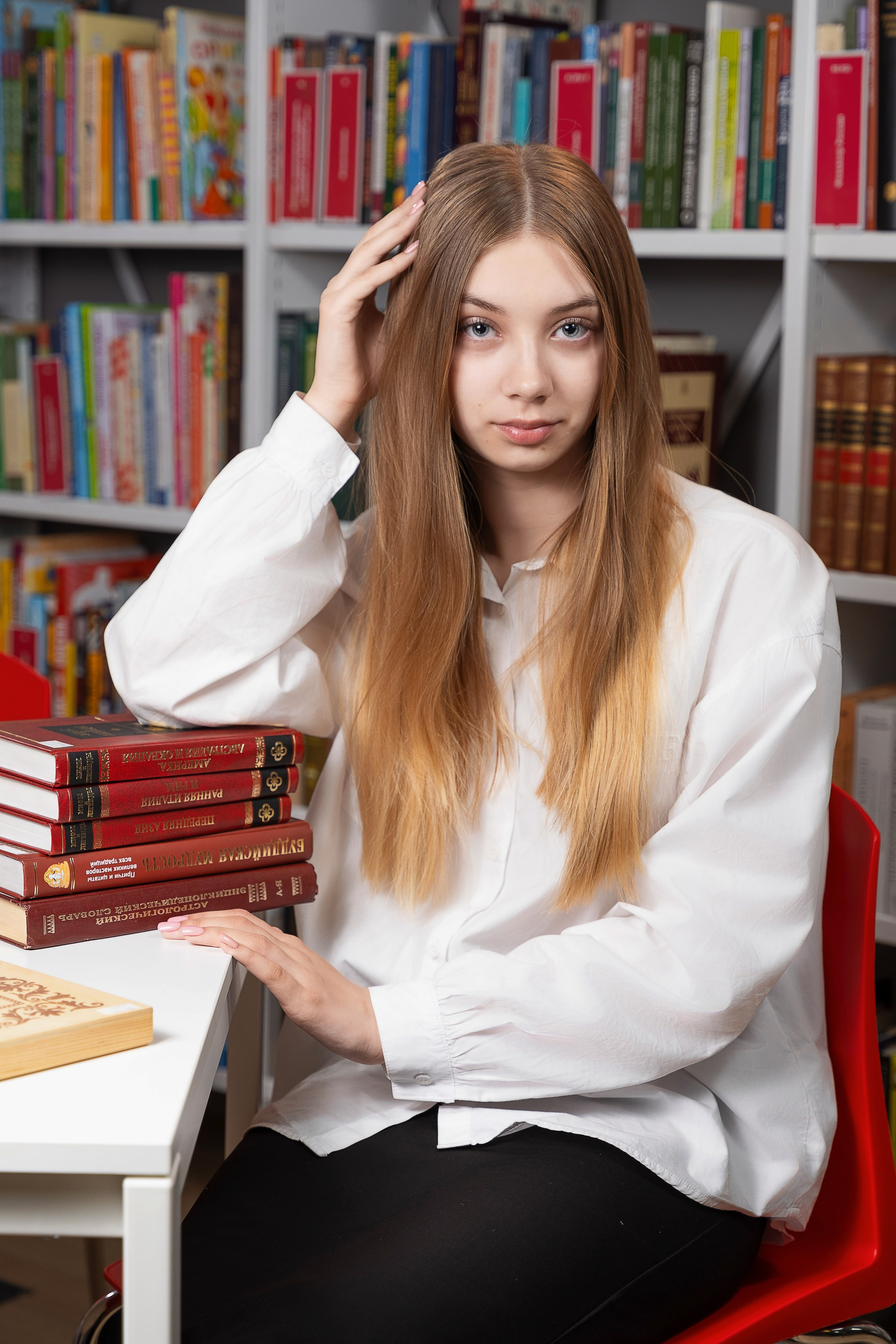 Фотоальбомы для старшеклассников 9-11 класс. Профессиональный фотограф в г. Красноярске Татьяна Арлакова