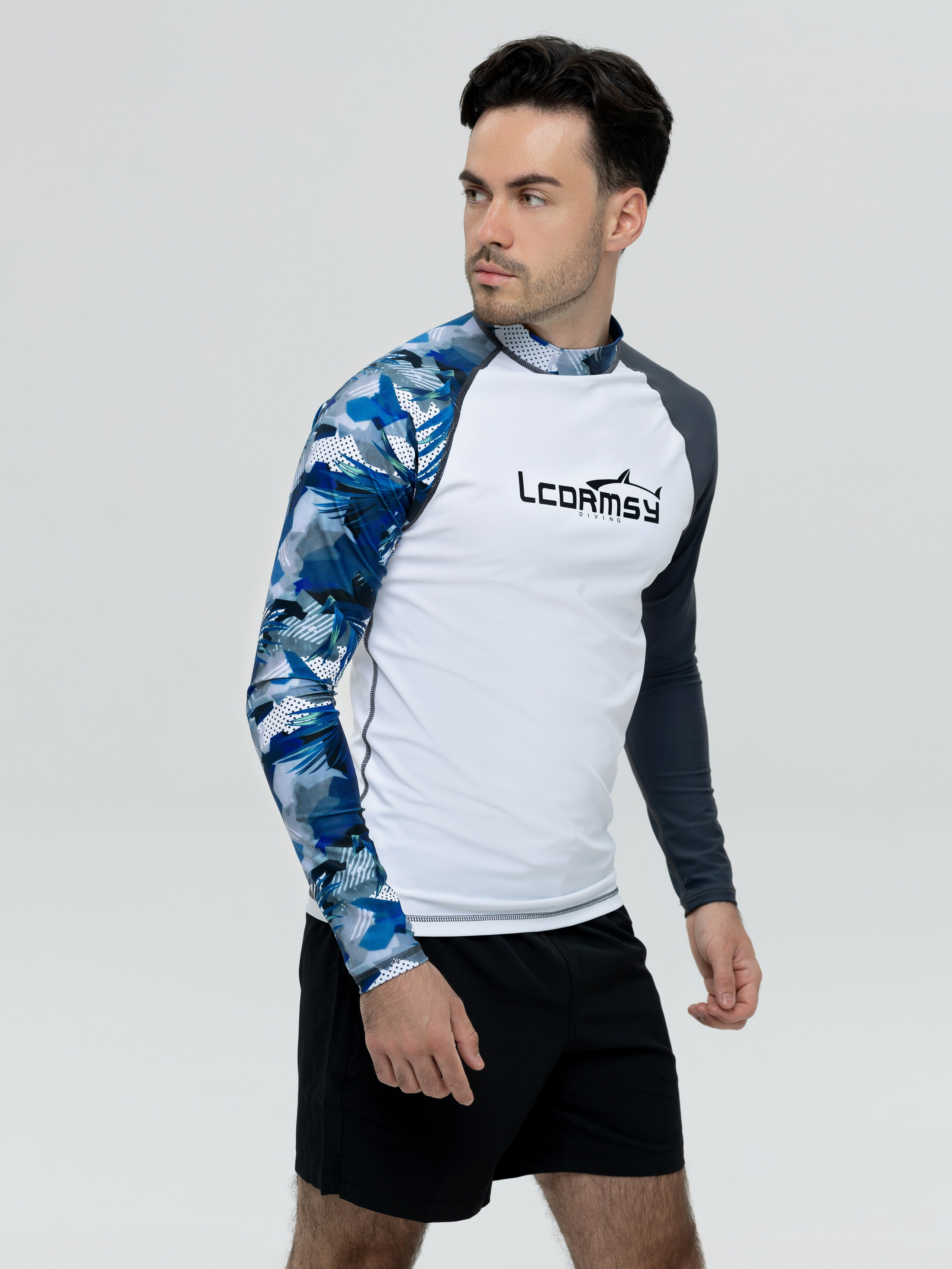 Гидрокостюмы. Агенство визуального контента