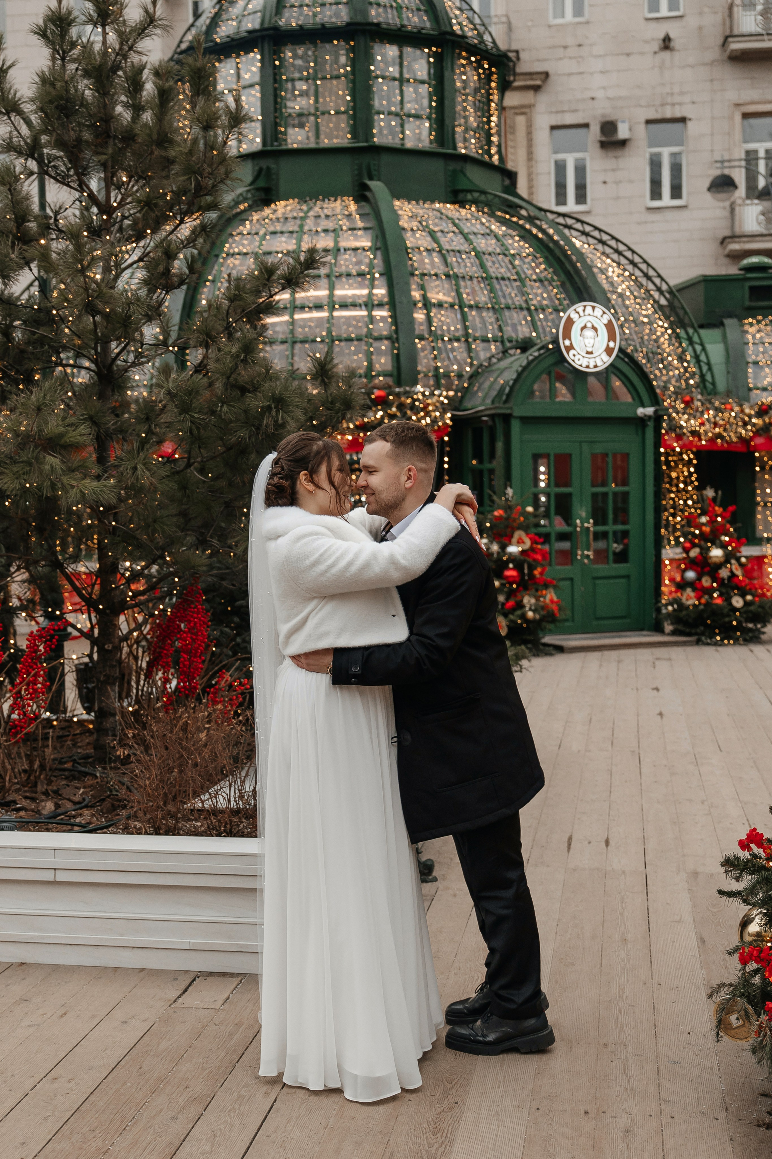 Зимняя свадебная прогулка в Москве