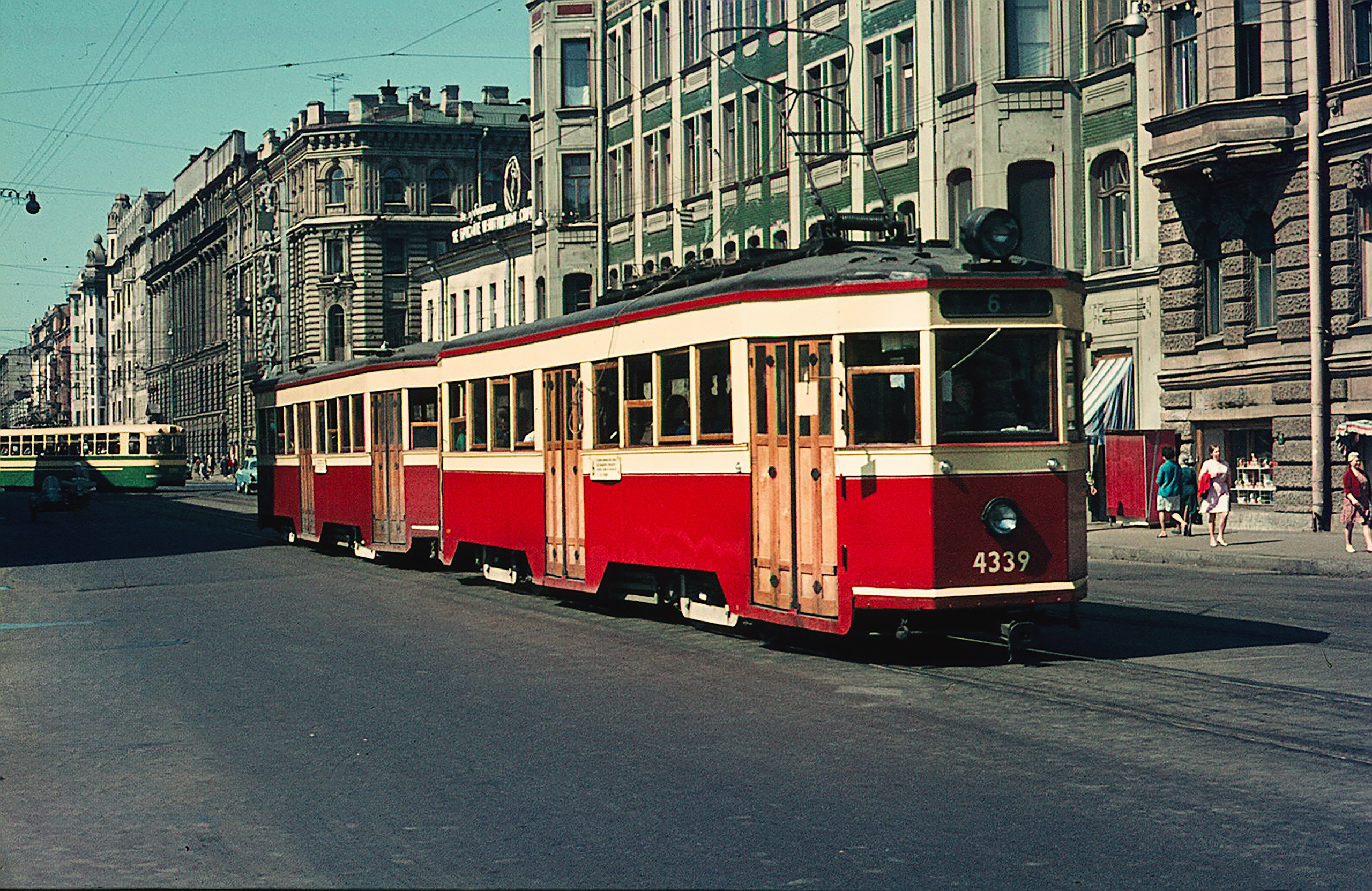 Город, деревня, улицы, дома…жизнь. Фотограф портретист в Санкт Петербурге Дроздова Алла