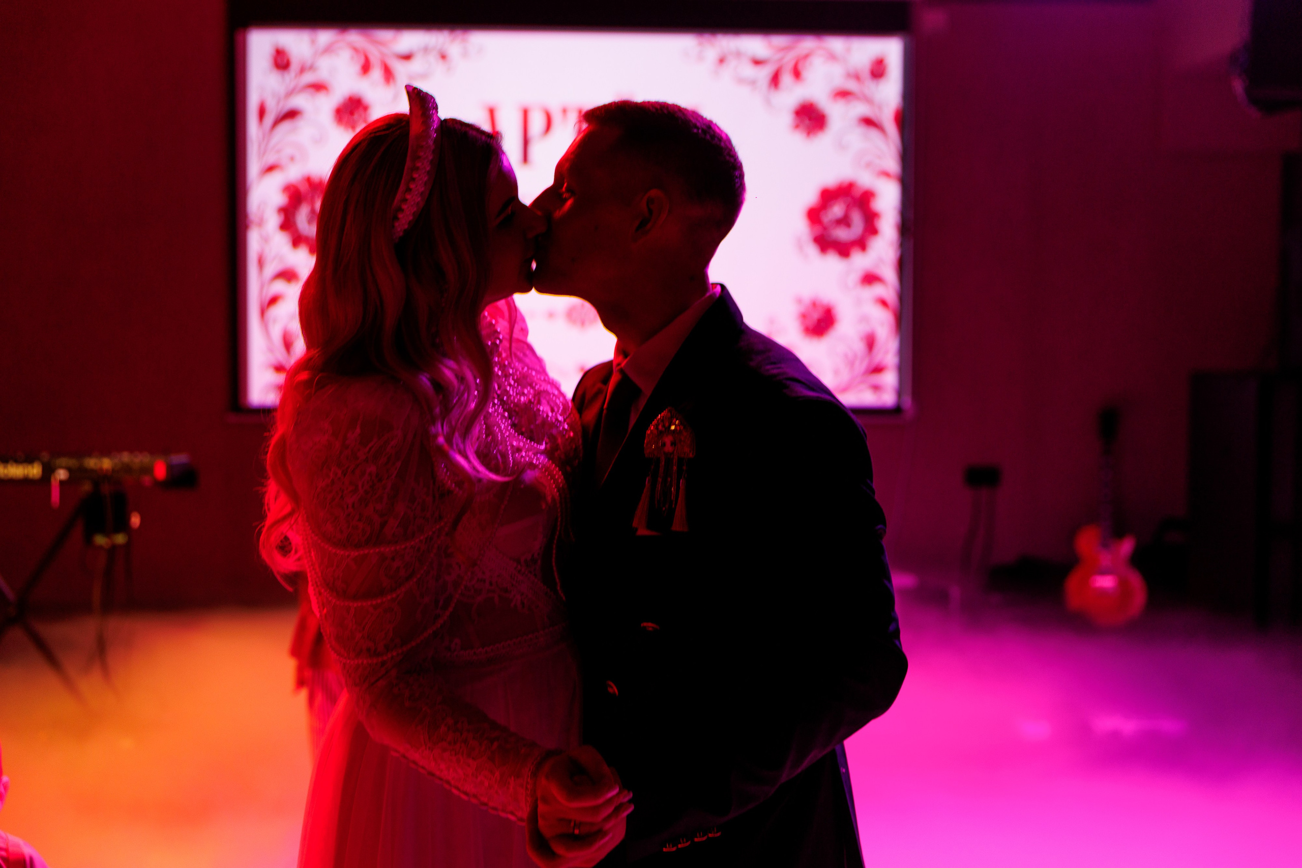 15 августа А&М. Профессиональный фотограф в Брянске Аля Подольная. Свадебный, семейный, портретный фотограф. Выпускные альбомы. Опыт более 10 лет. АЛЯМОМЕНТ