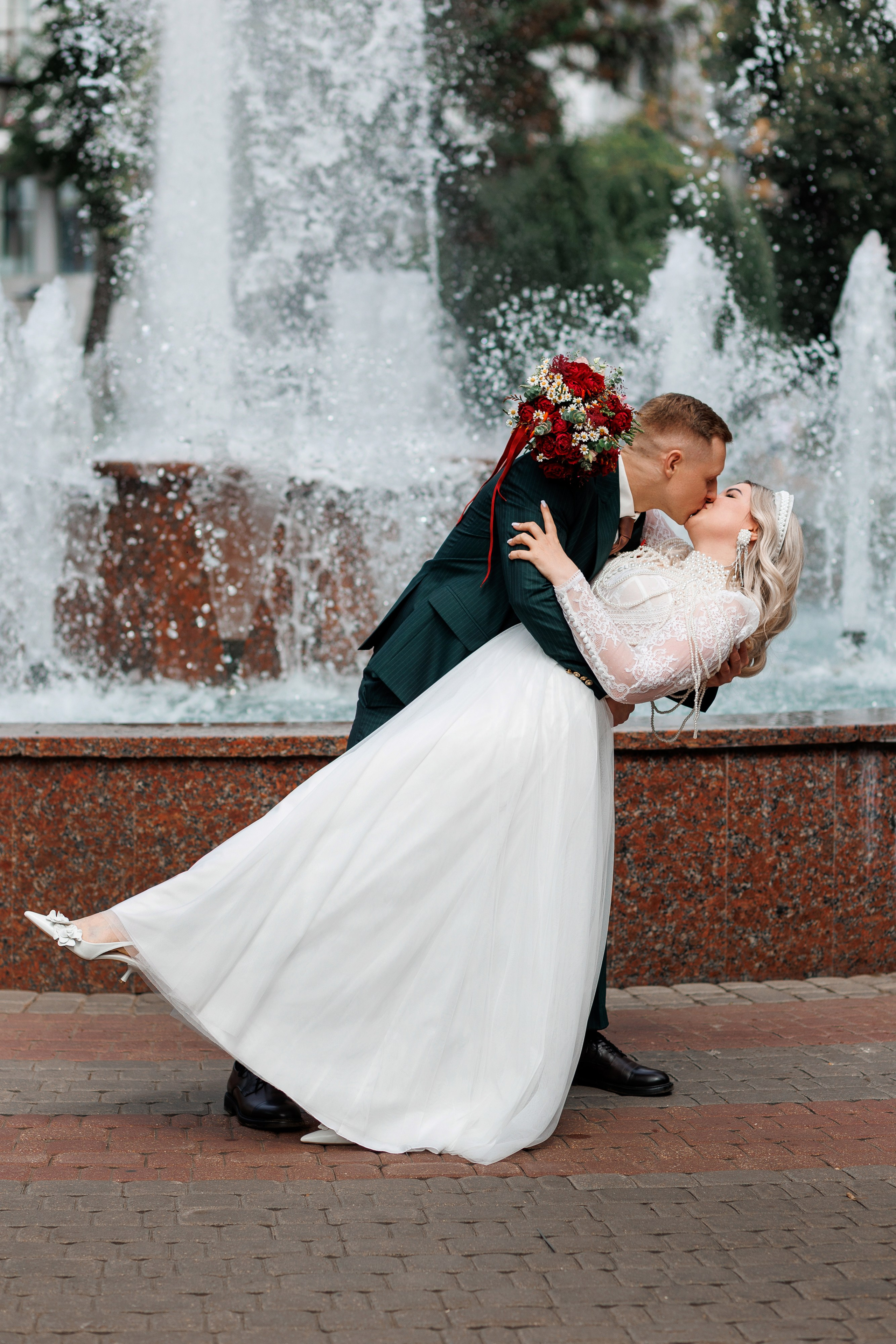 15 августа А&М. Профессиональный фотограф в Брянске Аля Подольная. Свадебный, семейный, портретный фотограф. Выпускные альбомы. Опыт более 10 лет. АЛЯМОМЕНТ