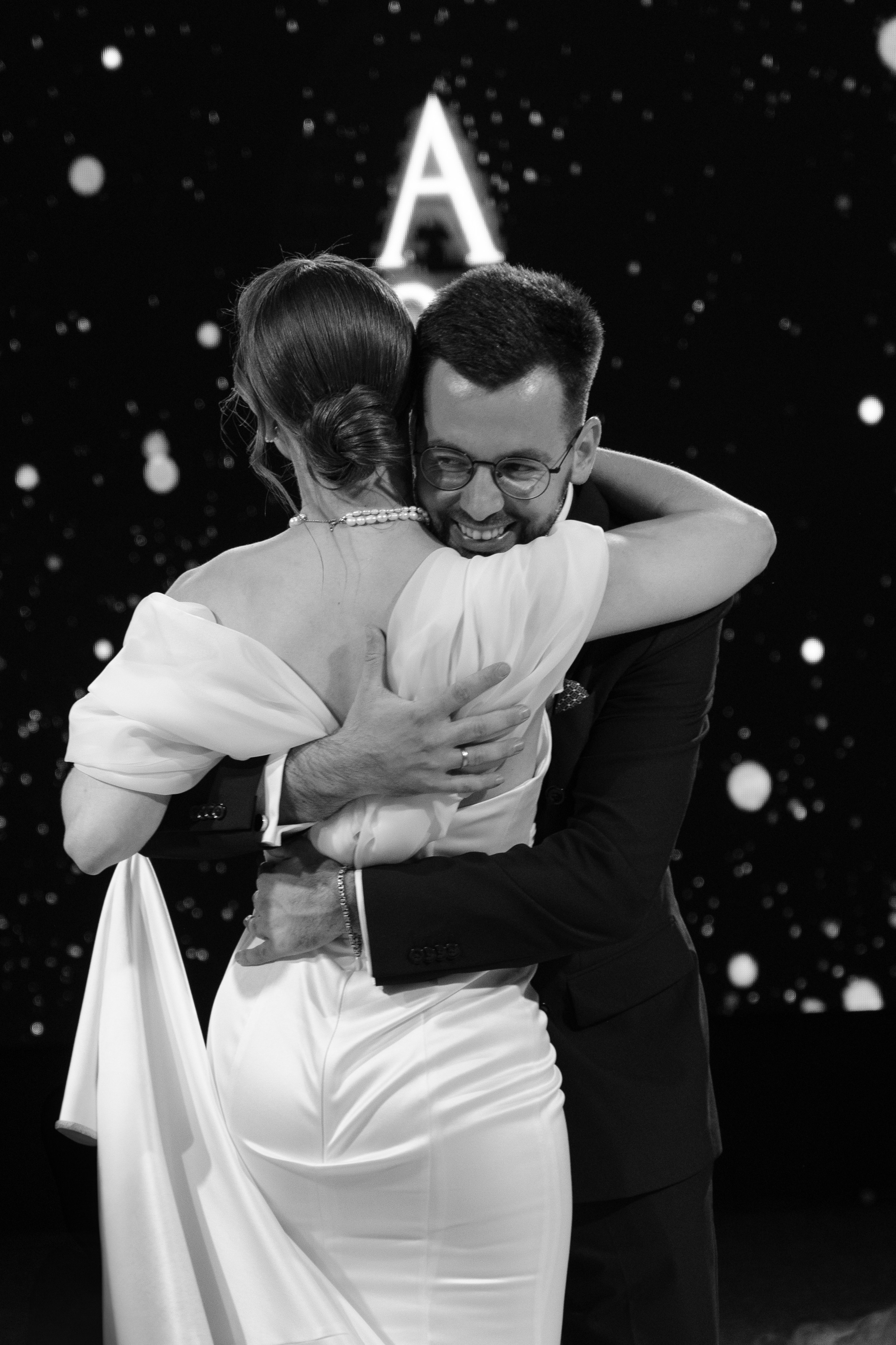 «комфорлабельно и эстетично». Свадебный фотограф Наташа Брифли