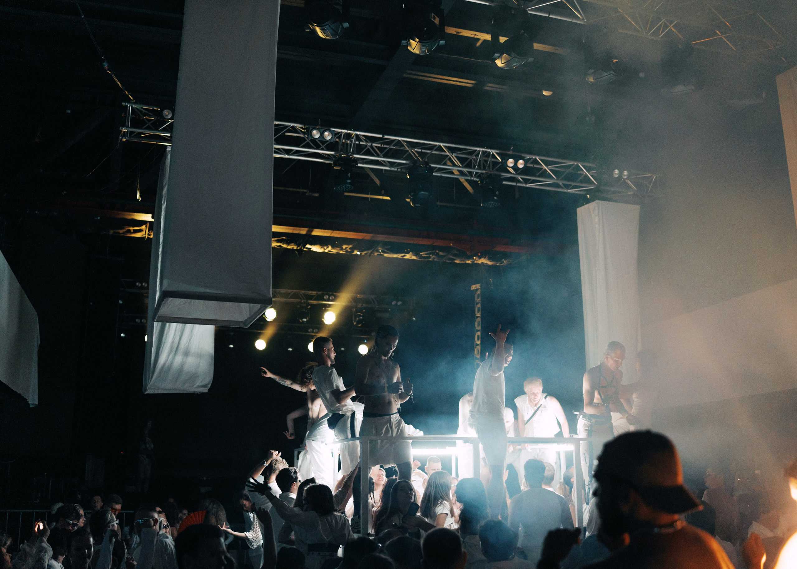 INWHITE | SMENA HARD STAGE. Annyshka