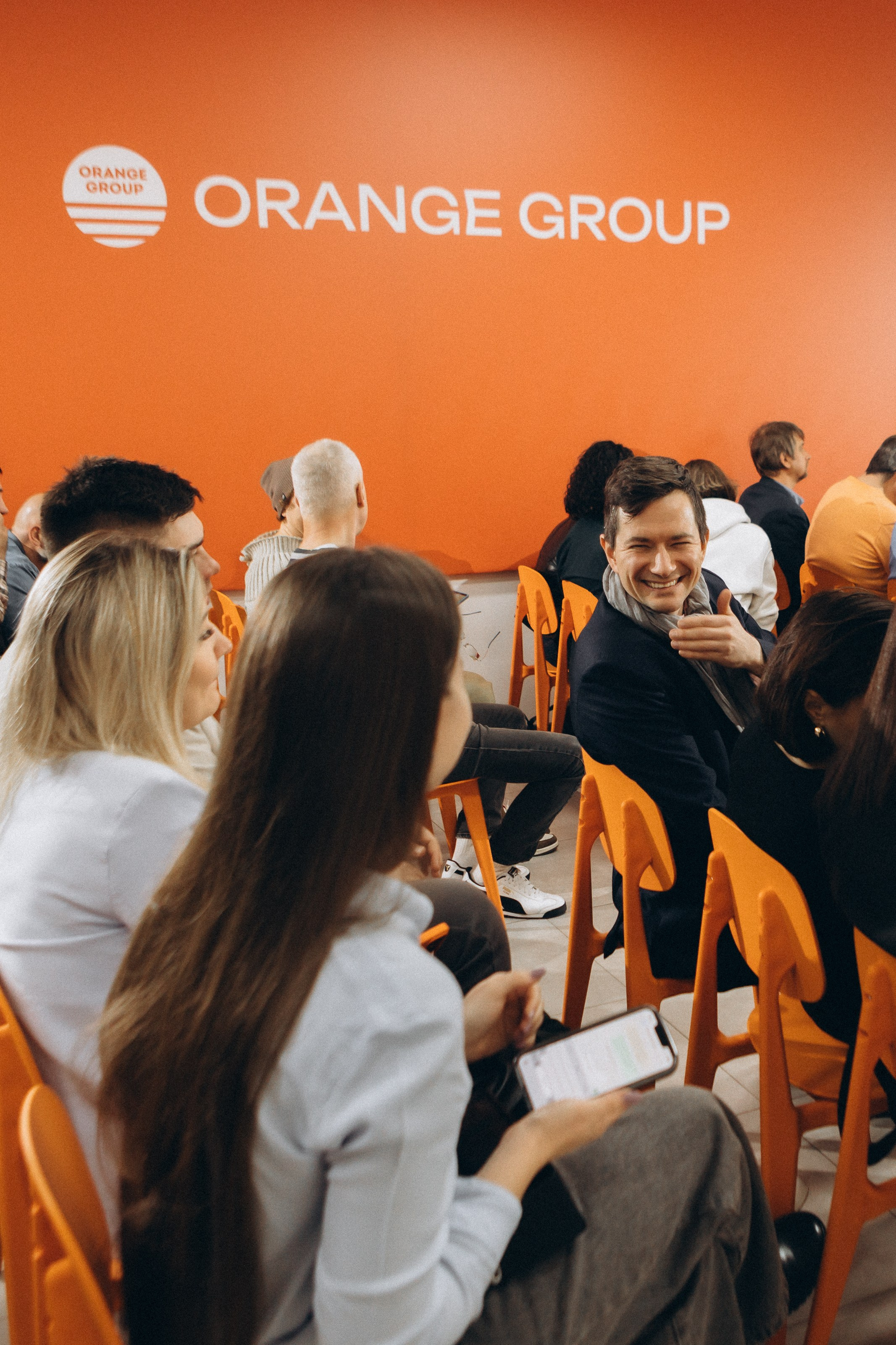 Orange Group. Photographer in Georgia Pavel Sharnikov