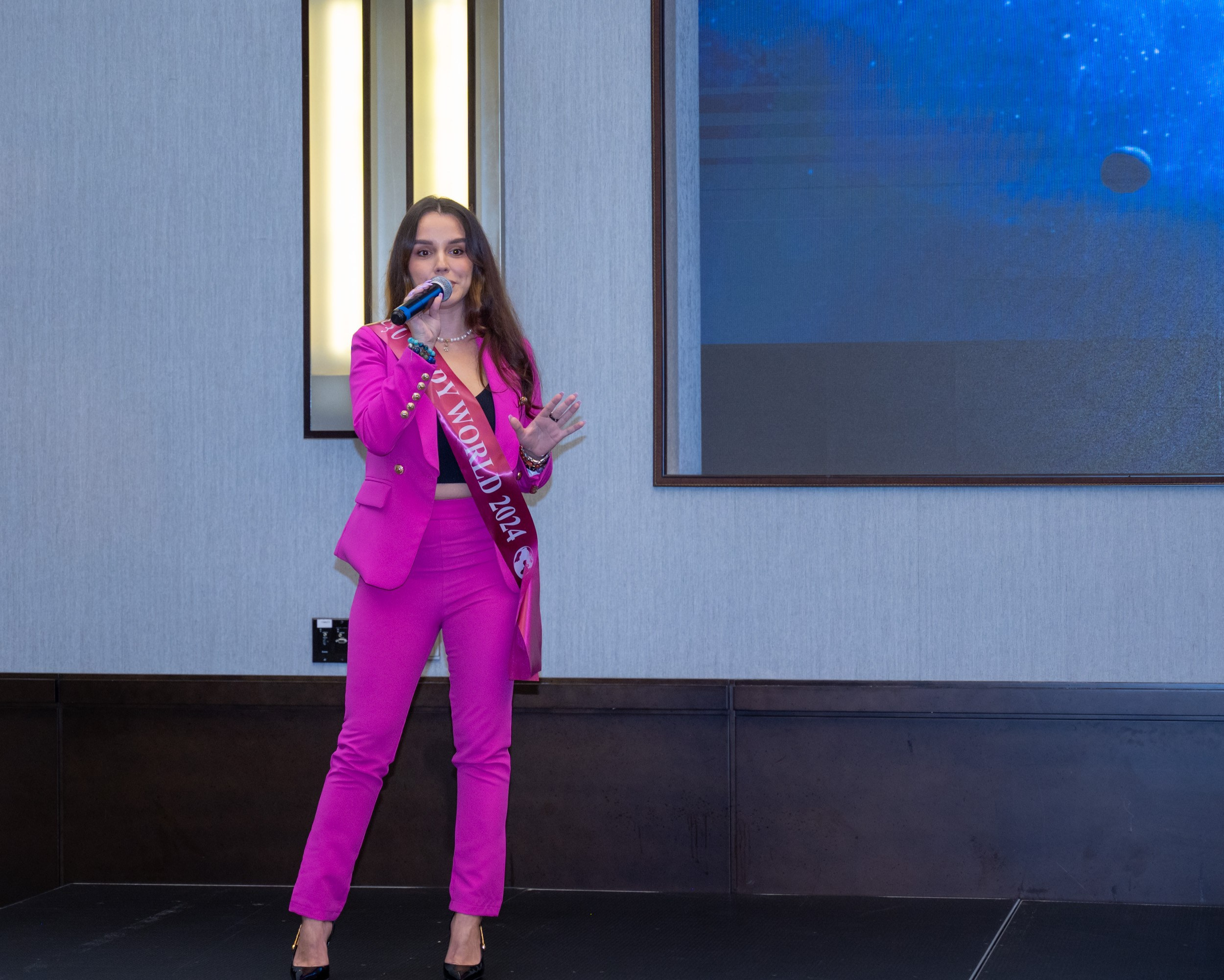 Церемония открытия Конкурса красоты «LADY WORLD» 2024. Фотографирую счастливых людей в Сочи