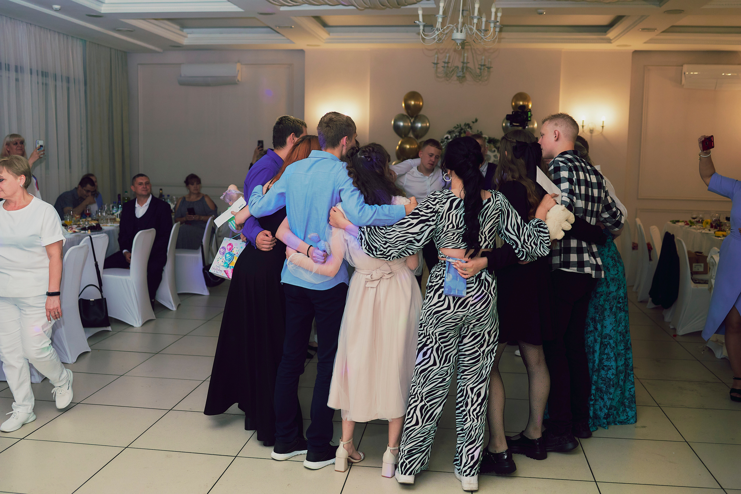 Школа № 68 (выпускной 2023). Фотограф Иван Кузьмин на любое Ваше мероприятие