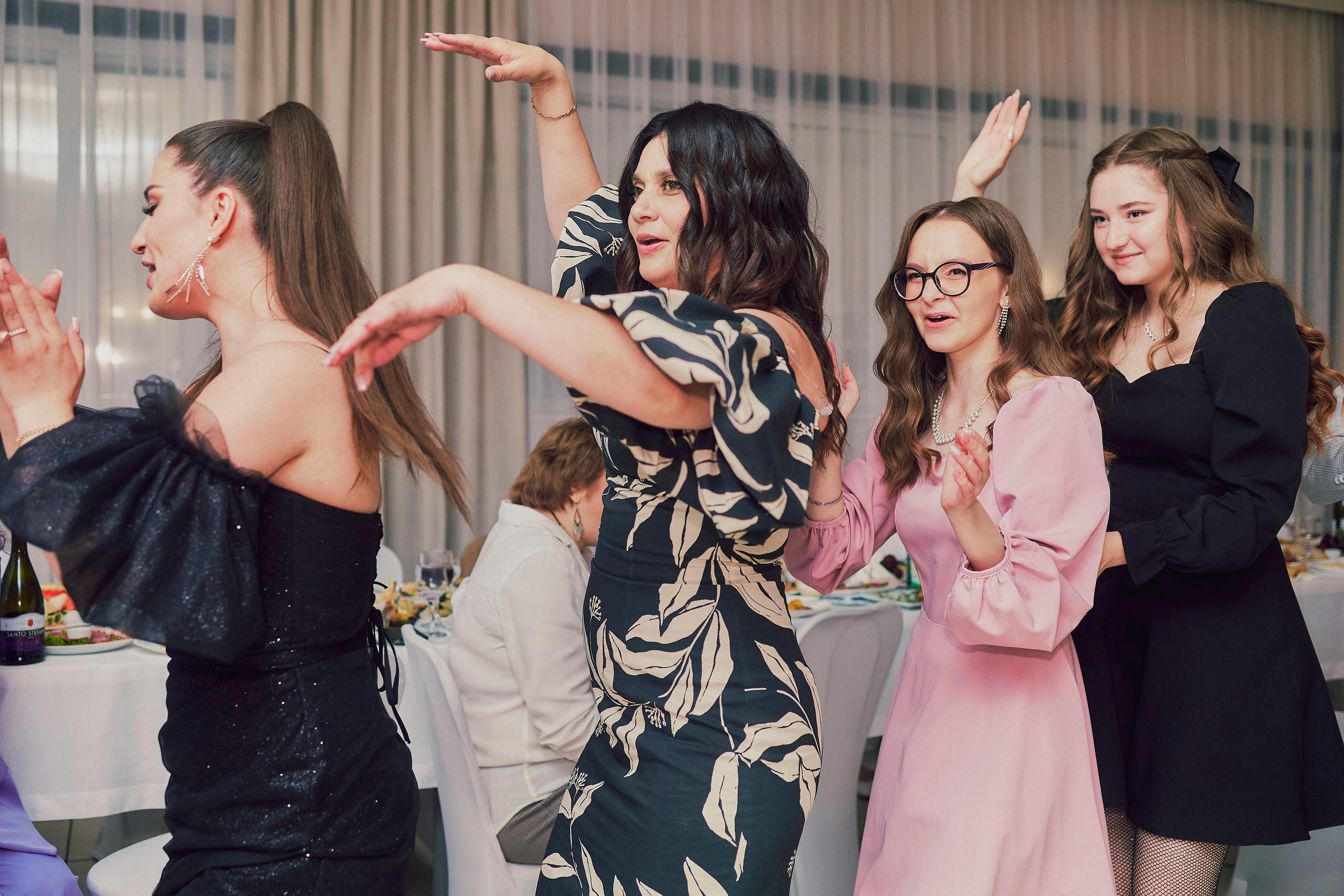 Школа № 68 (выпускной 2023). Фотограф Иван Кузьмин на любое Ваше мероприятие