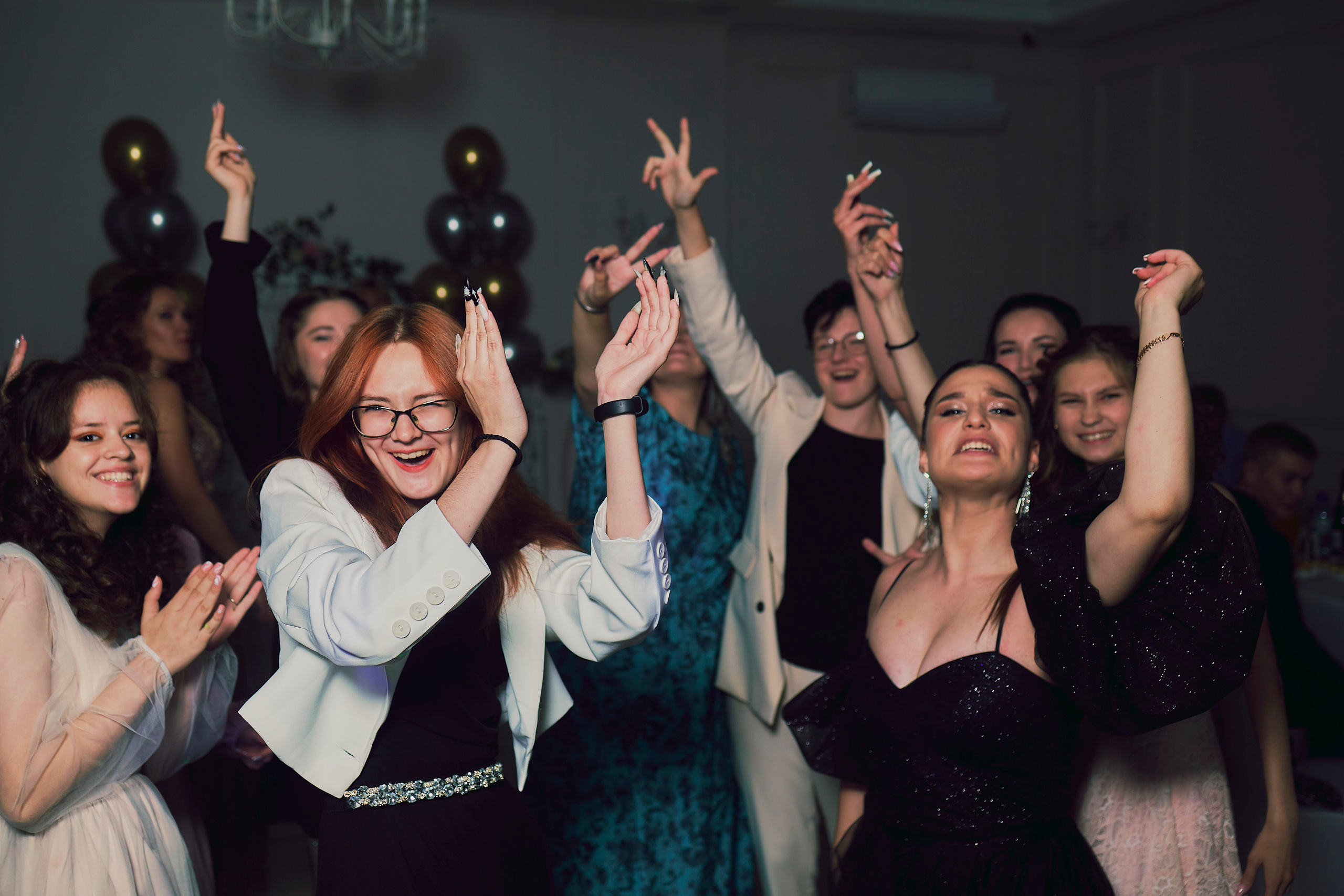 Школа № 68 (выпускной 2023). Фотограф Иван Кузьмин на любое Ваше мероприятие