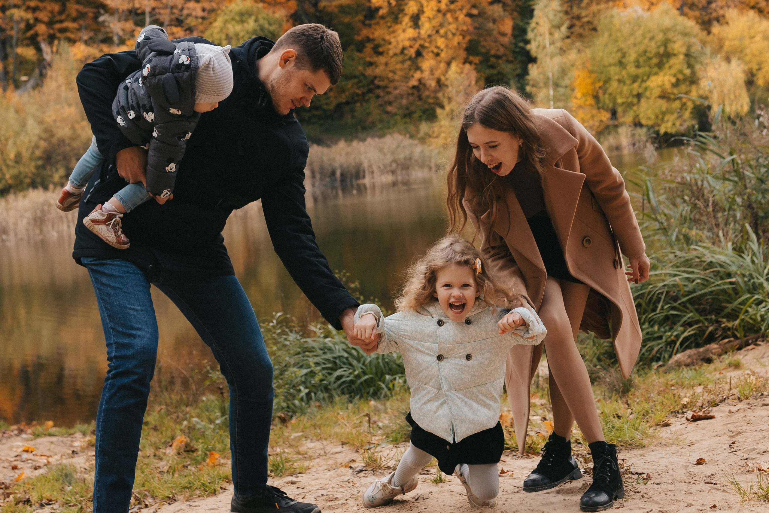 Алексей, Анастасия, Софа и Лев. Фотограф Нижний Новгород