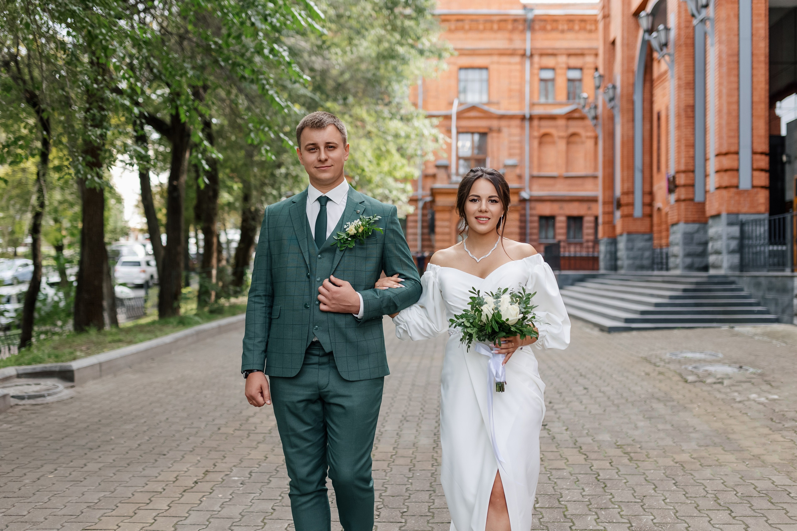 Олег и Юлия. Свадебная прогулка. Свадебный фотограф в Хабаровске