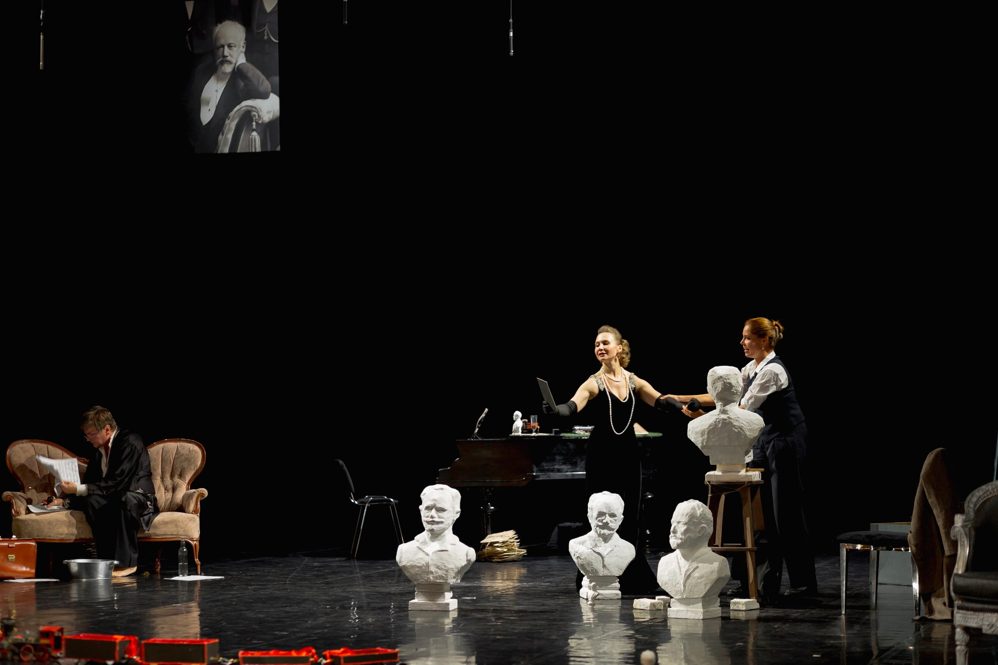 Спектакль Приглушенные голоса в Театре Эрмитажа (+репетиция). Семейный и портретный фотограф в Санкт-Петербурге Андрей Воробьев