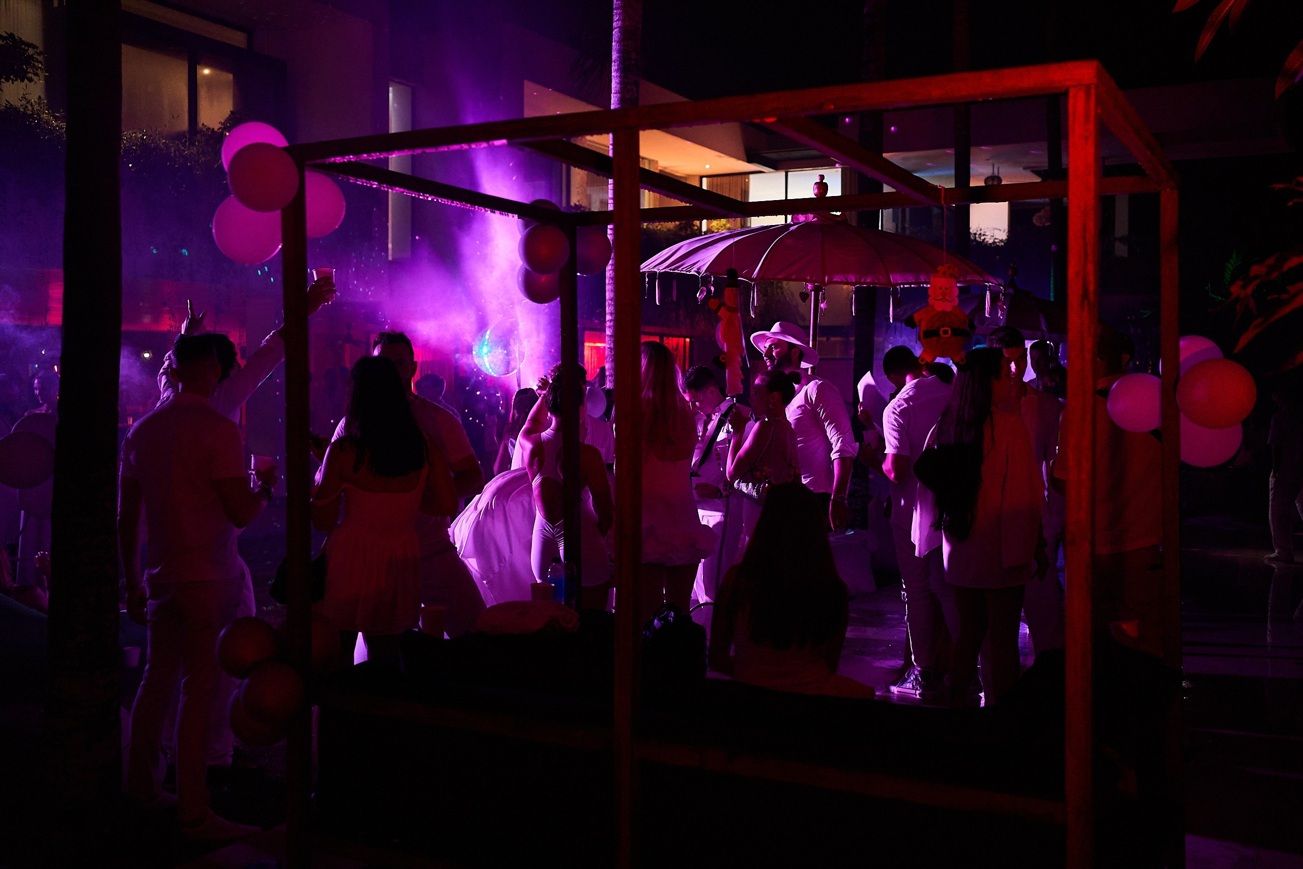 White Party НГ. Главная