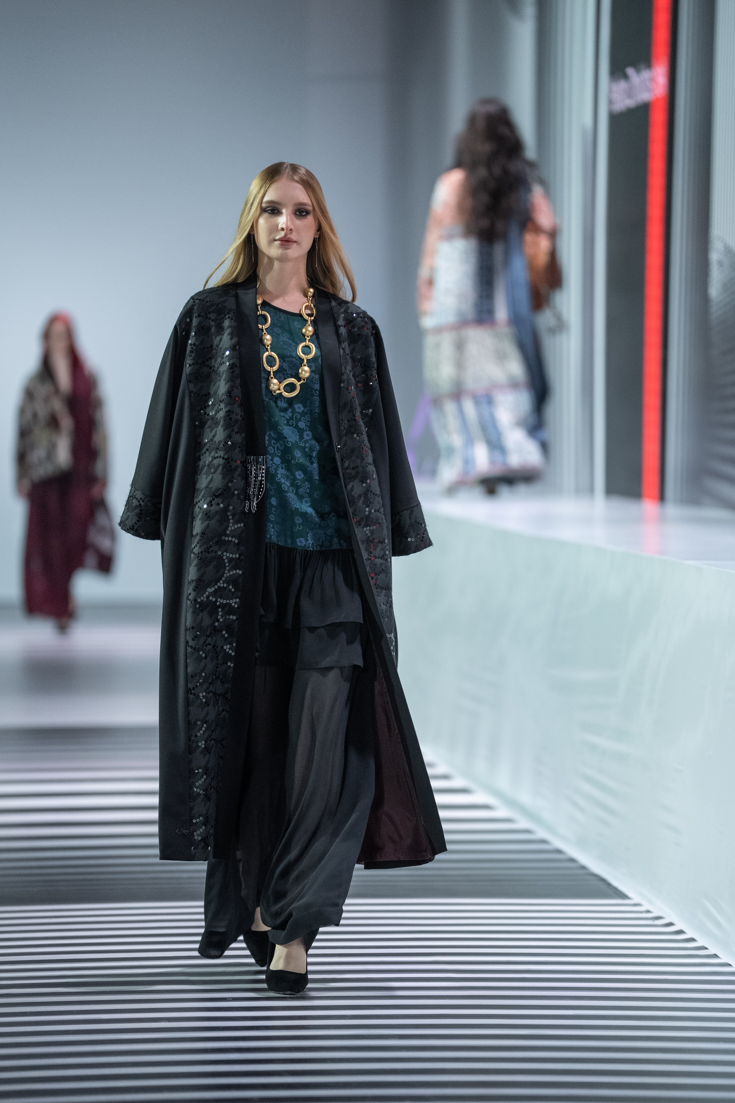 Brad YEARLAN ZHOLDASBEK. Сайт Алматинского НЮ АРТ, будуар и фэшн фотографа Дениса Карпенко