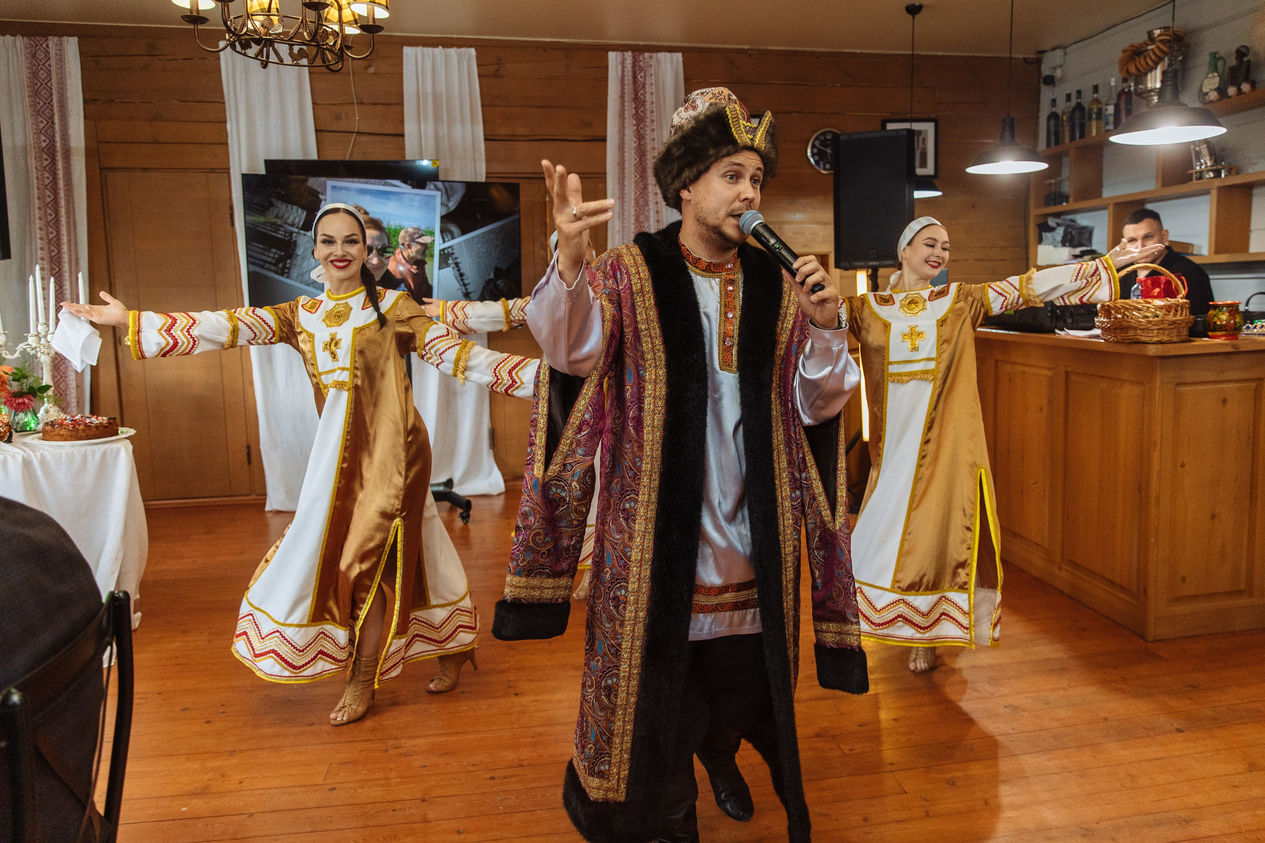 «Иван Васильевич меняет профессию» Юбилей. Свадебный и семейный фотограф в Улан-Удэ