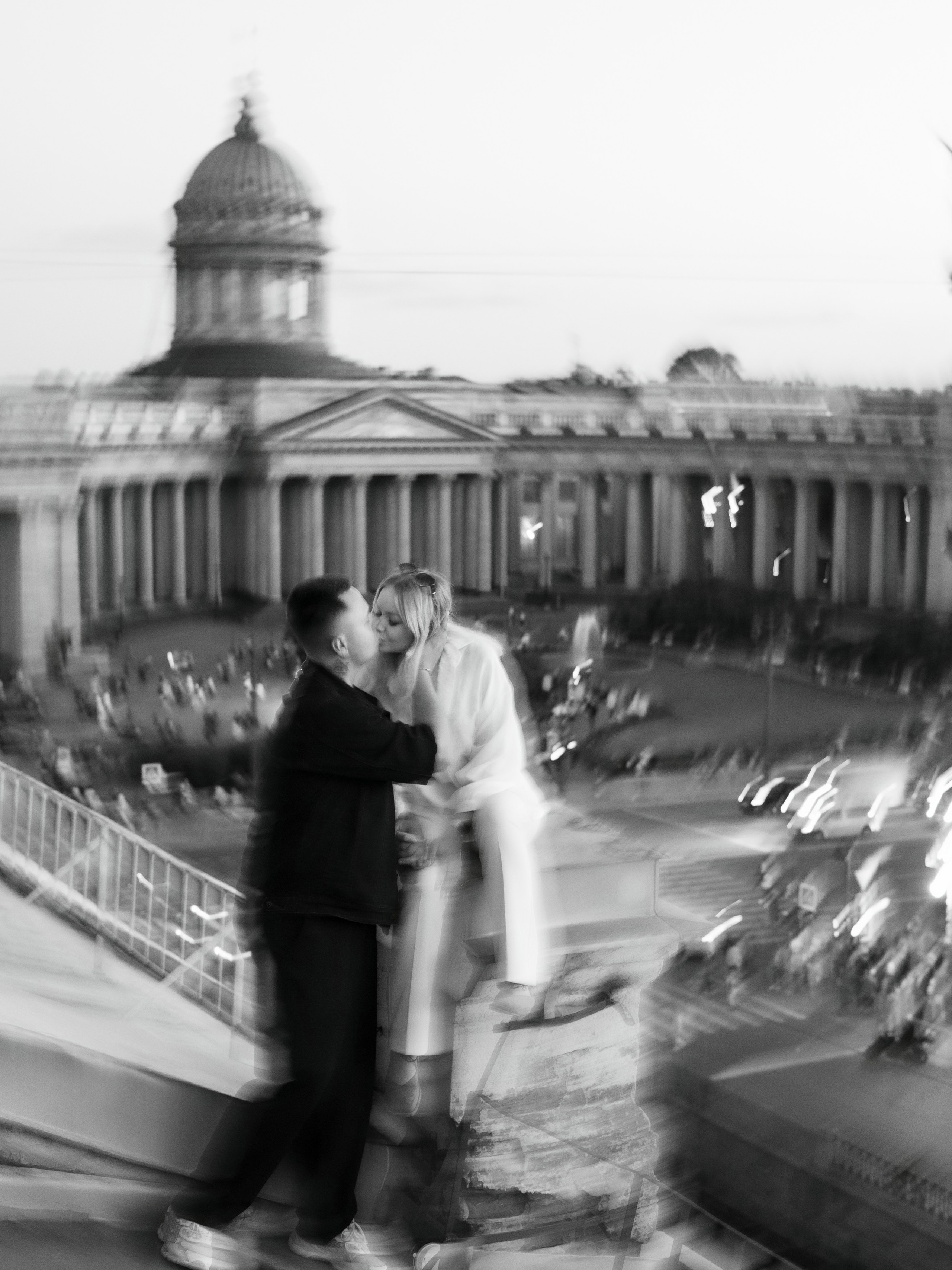 На крыше. Семейный фотограф в Санкт-Петербурге. Запечатление мгновений и ярких воспоминаний в Вашей жизни