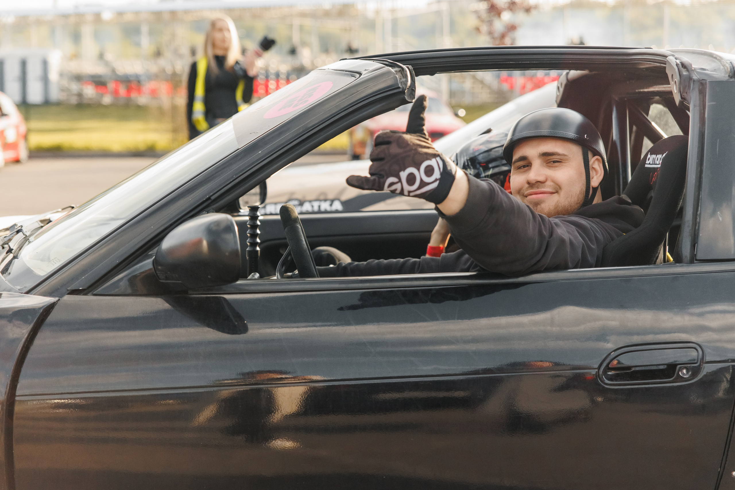 Выставка и дрифт машин. Репортажный фотограф. Москва. Алина Ланская