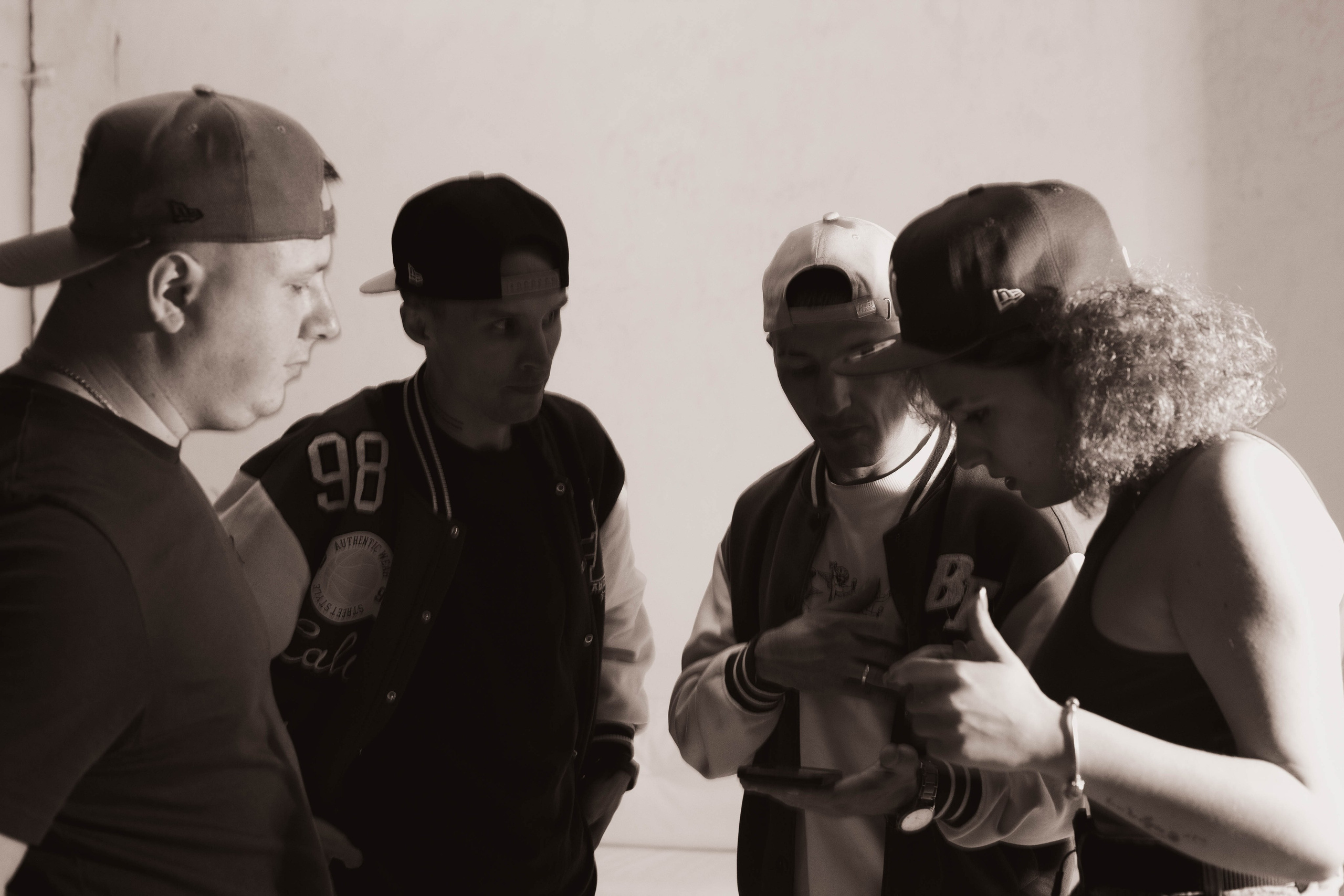 Студия. Уличный фотограф Города N