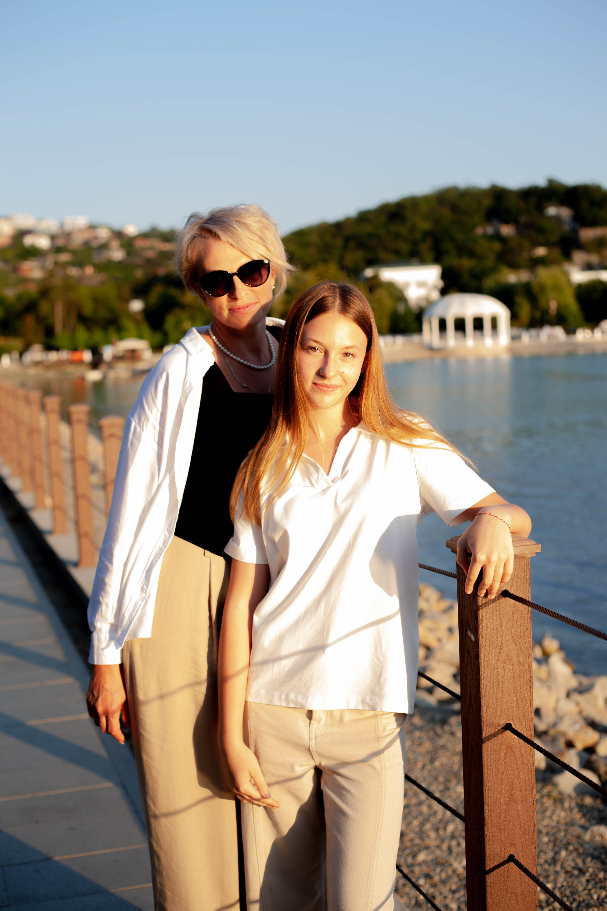 Абрау. Уличный фотограф Города N