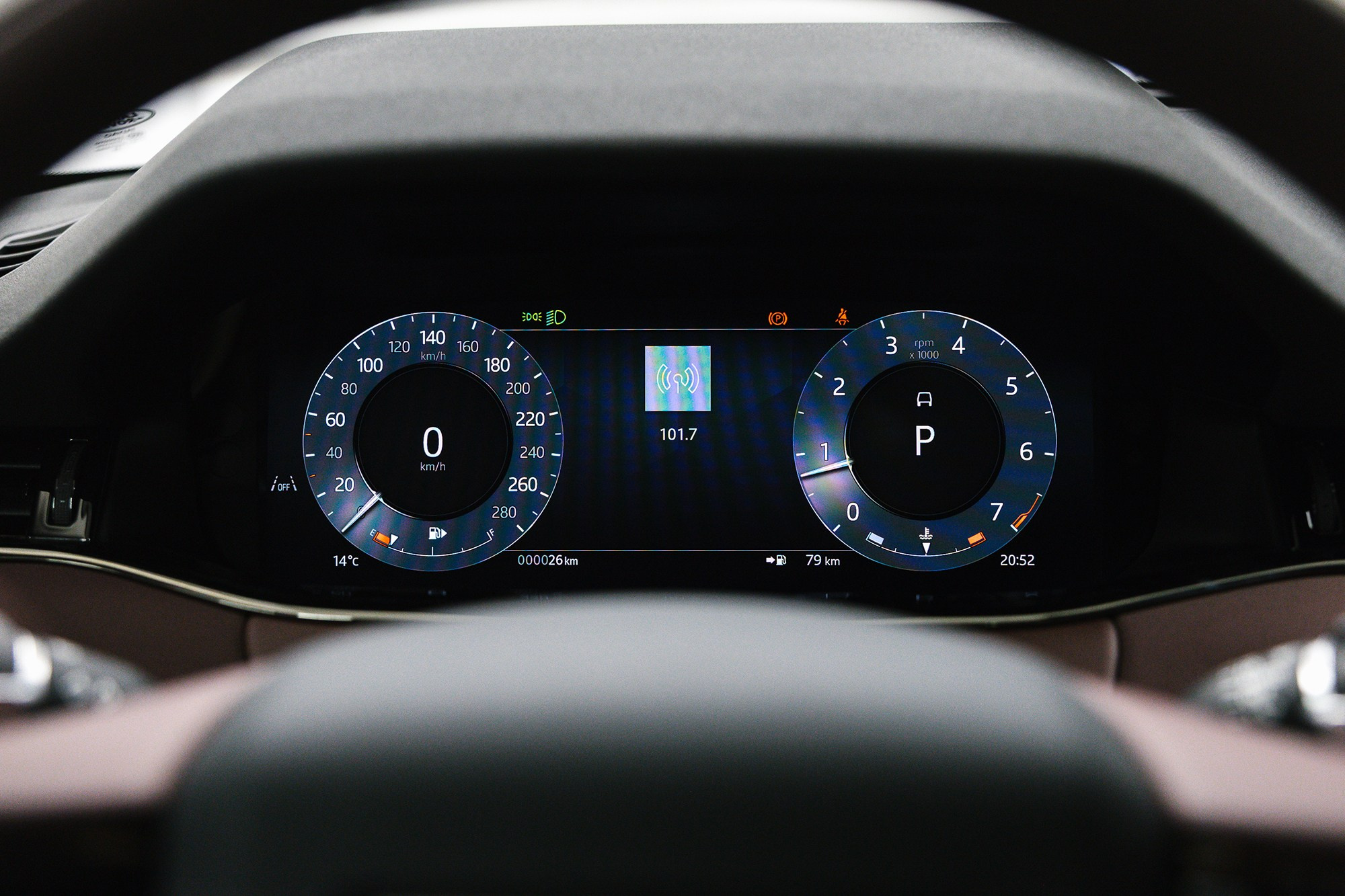 Land Rover Range Rover Evoque.2.0 Si4 4WD AT (249 л. с.). Автосалон «Х-Авто»