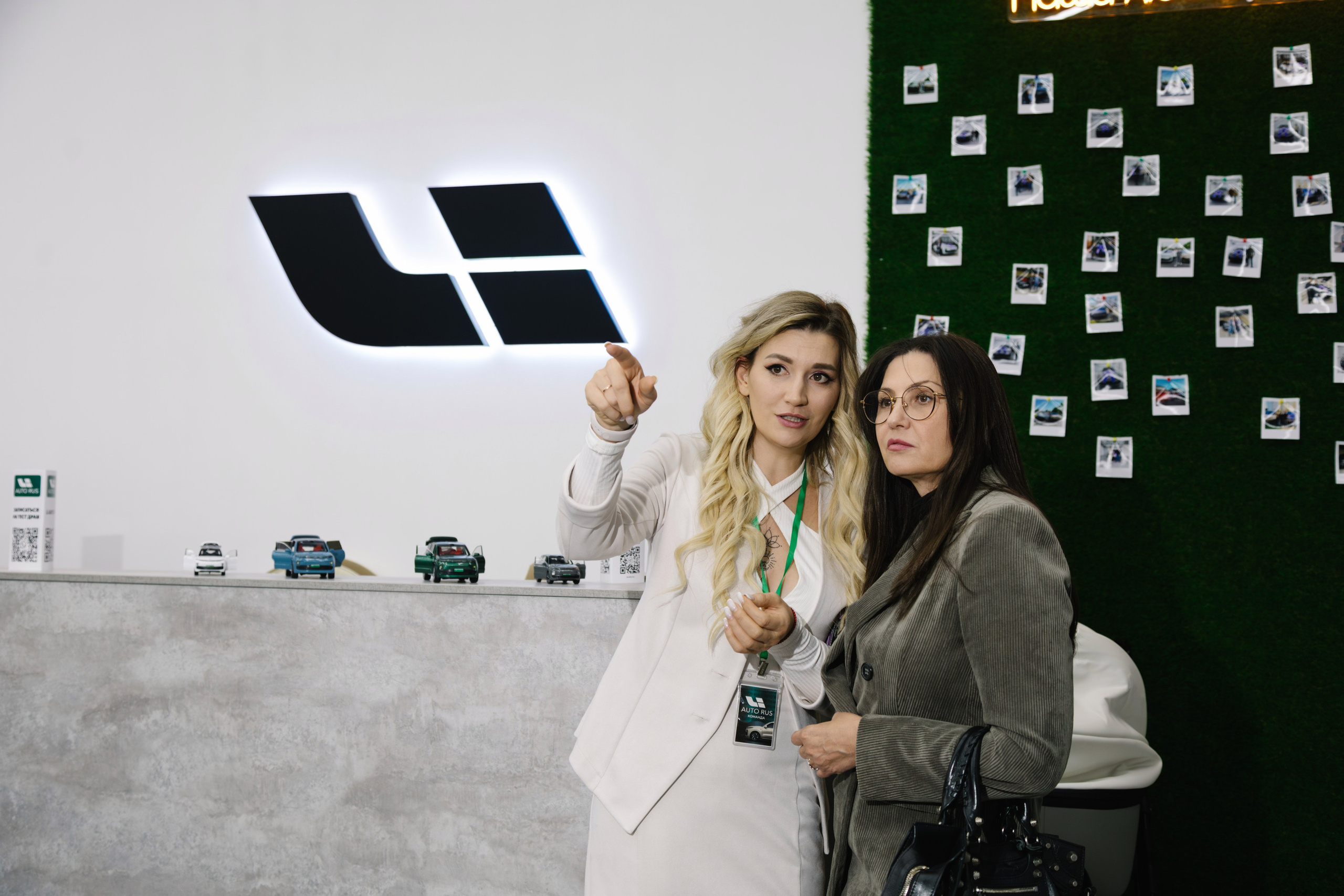 Открытие автосалона Li Auto. Артур Иликчян — Wedding & Event фотограф в Краснодаре