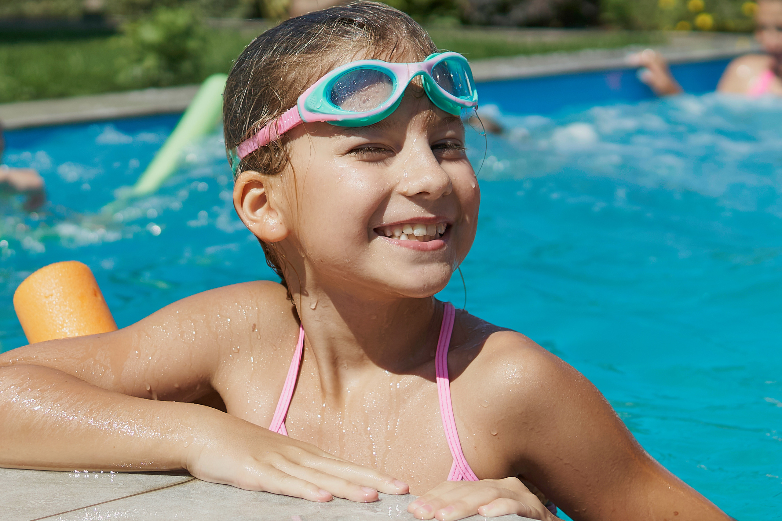 Праздник у бассейна. Семейный фотограф Владимир Просвиркин. г. Самара