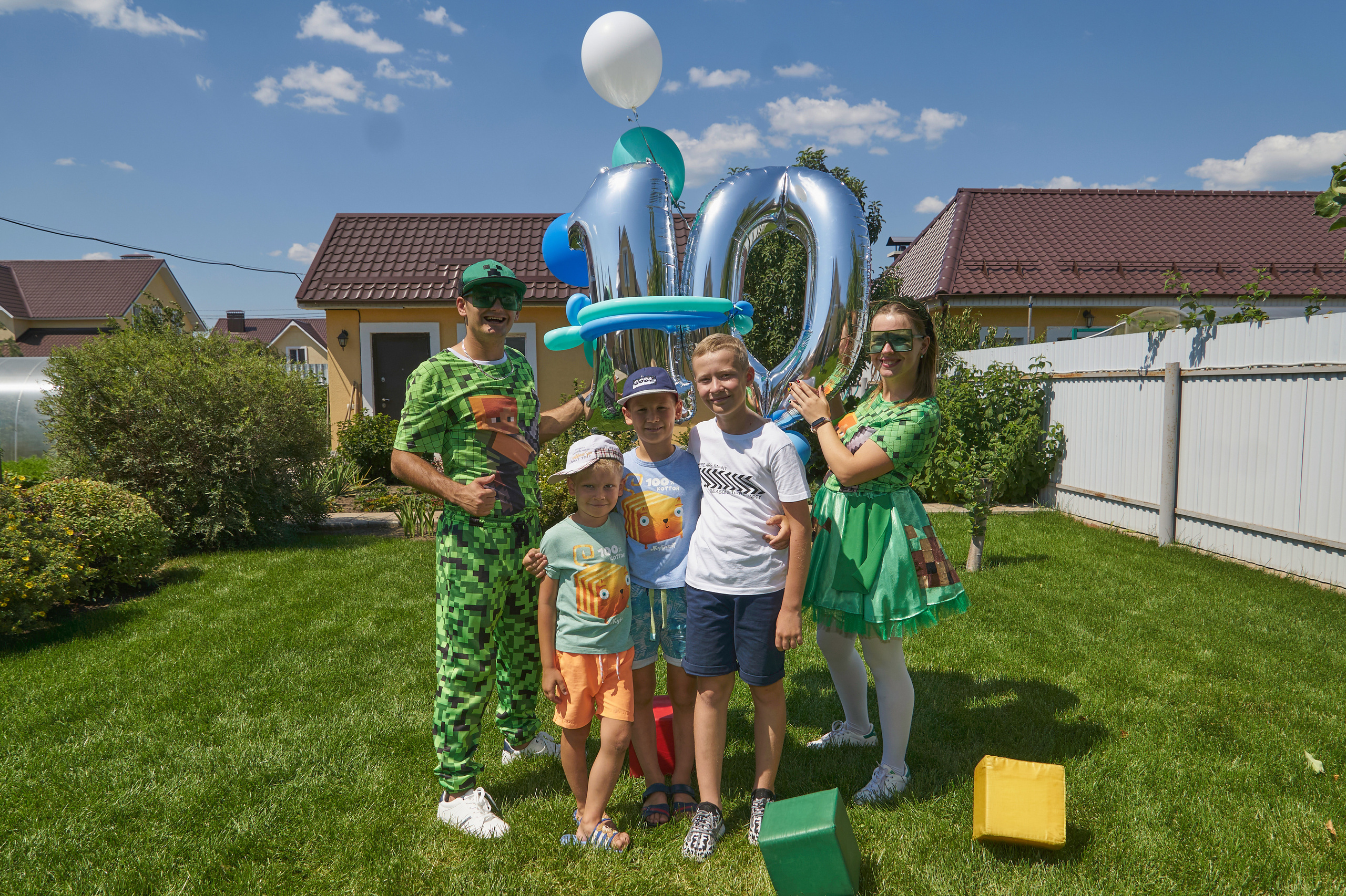 Праздник у бассейна. Семейный фотограф Владимир Просвиркин. г. Самара