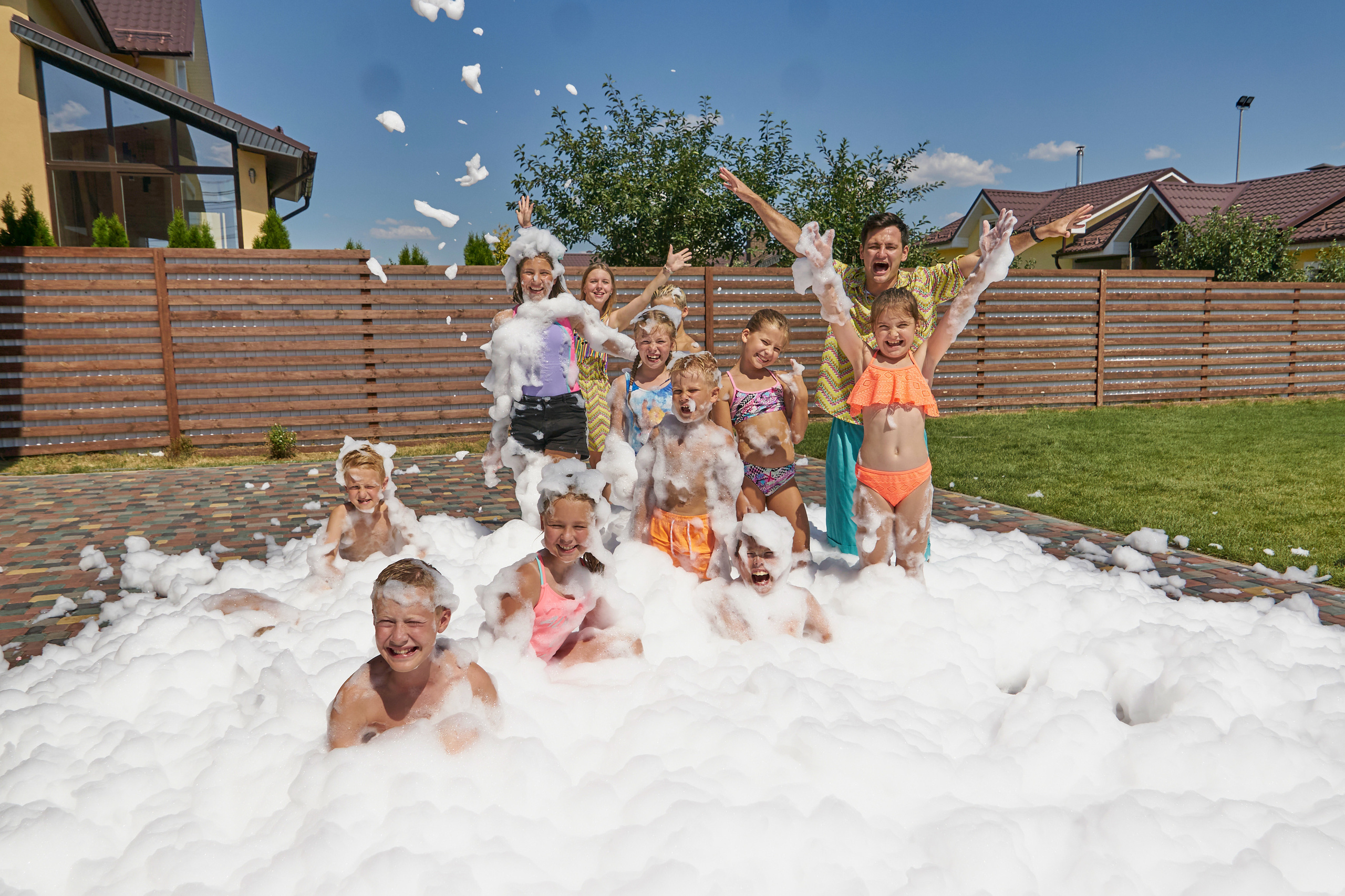 Праздник у бассейна. Семейный фотограф Владимир Просвиркин. г. Самара