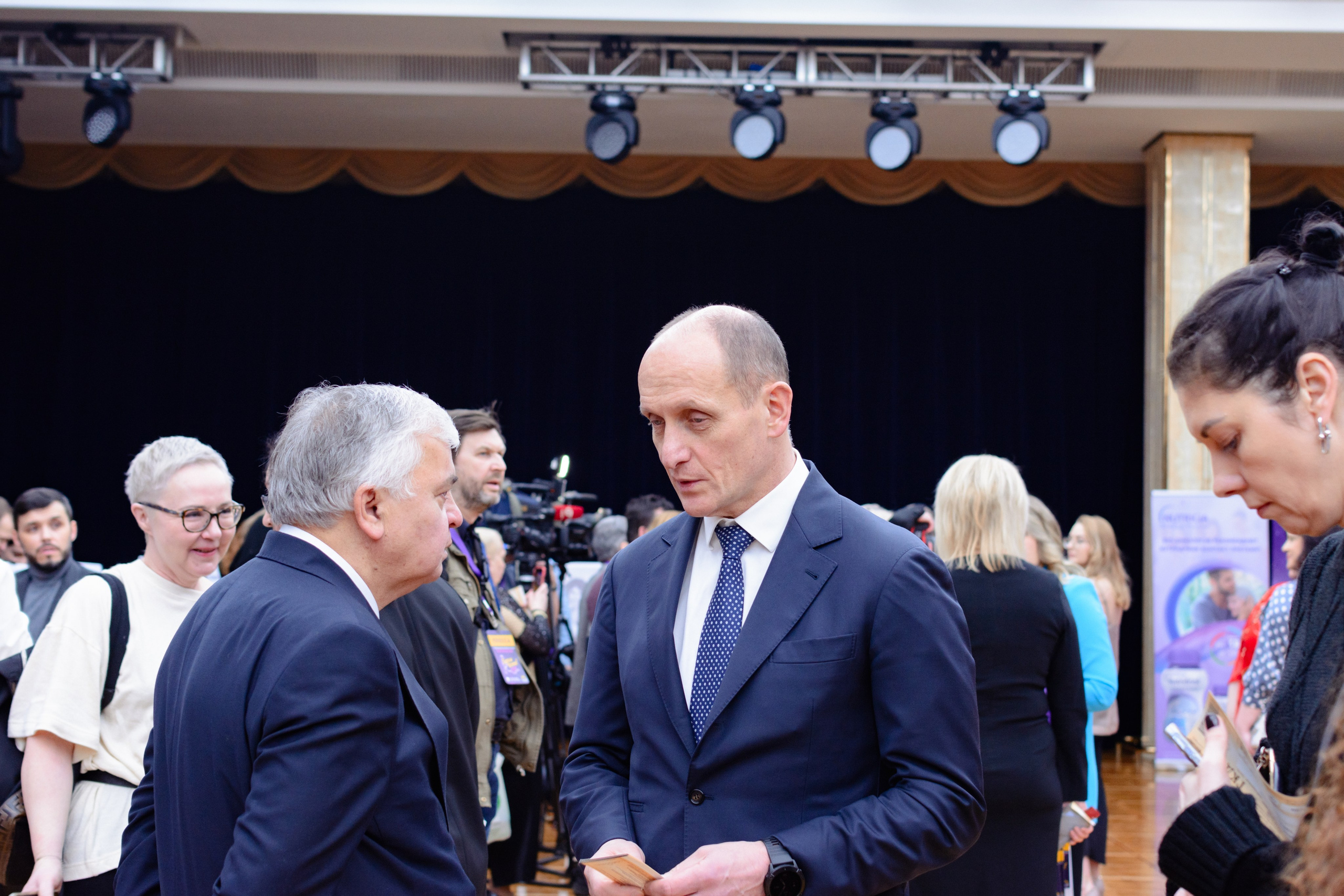 Премия «Будем жить» 2024 г. Государственный Кремлевский Дворец. Портретный и репортажный Фотограф в Москве Александра Комарницкая