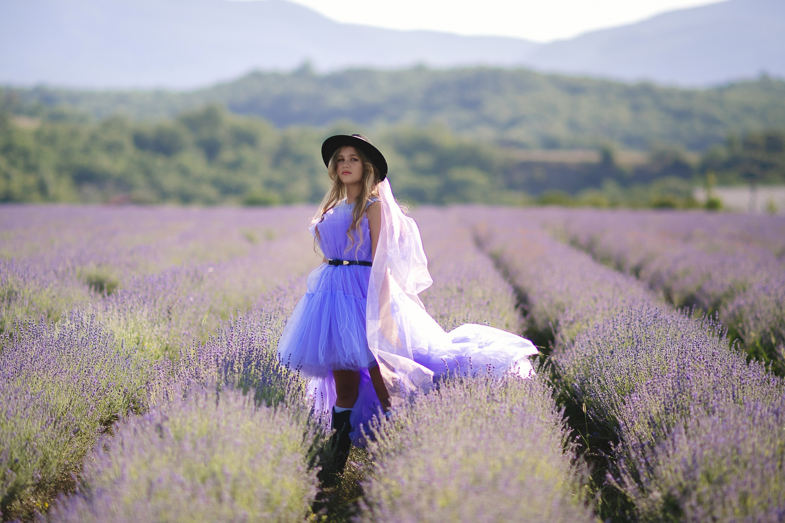 Фотосессия в лавандовом поле. Съёмки для брендов в Крыму / Стилист / Продюсер / Женя Мамай