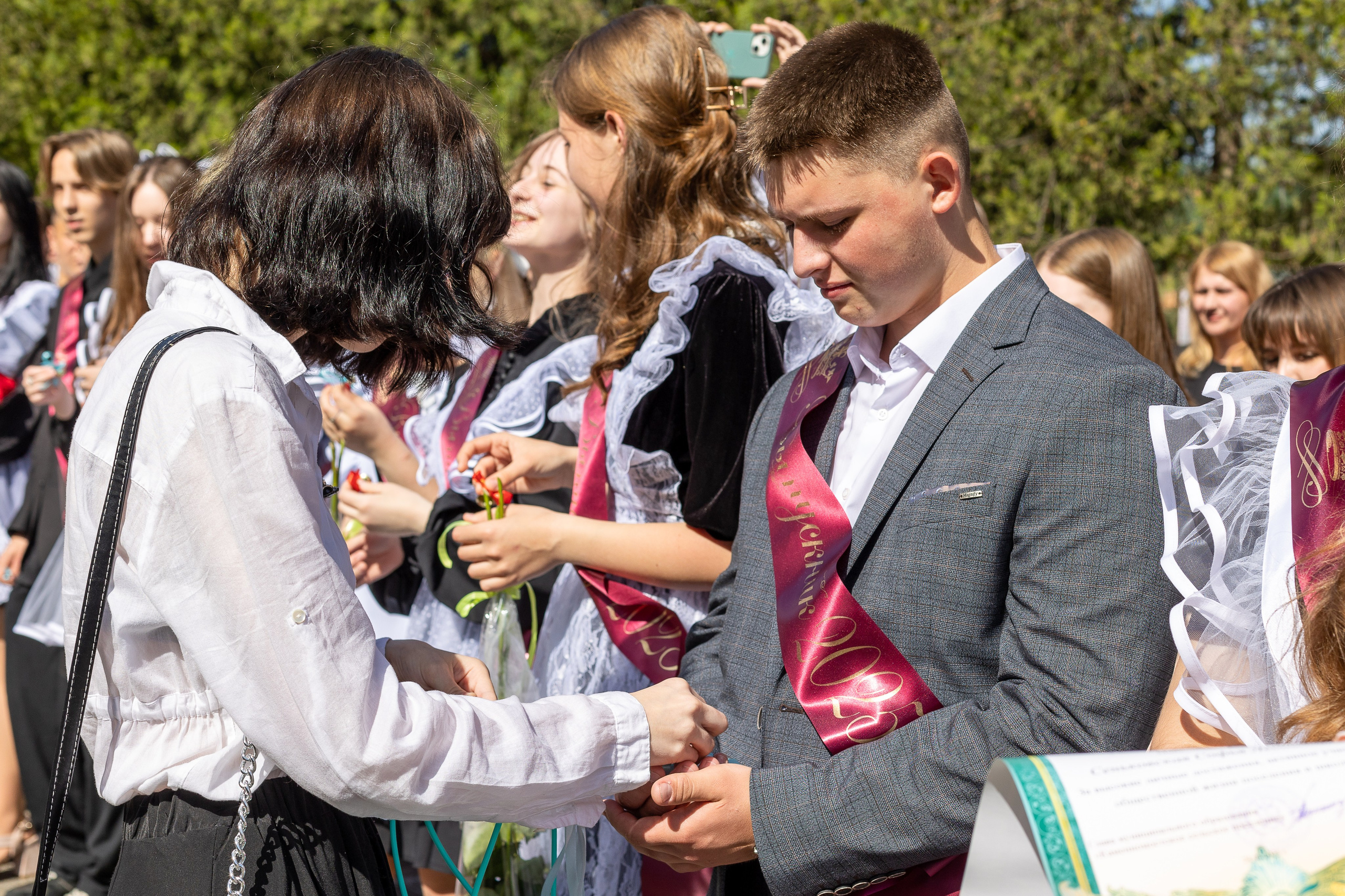 Последний звонок. Выпускные альбомы Майкоп, Краснодар Елена Золотарева