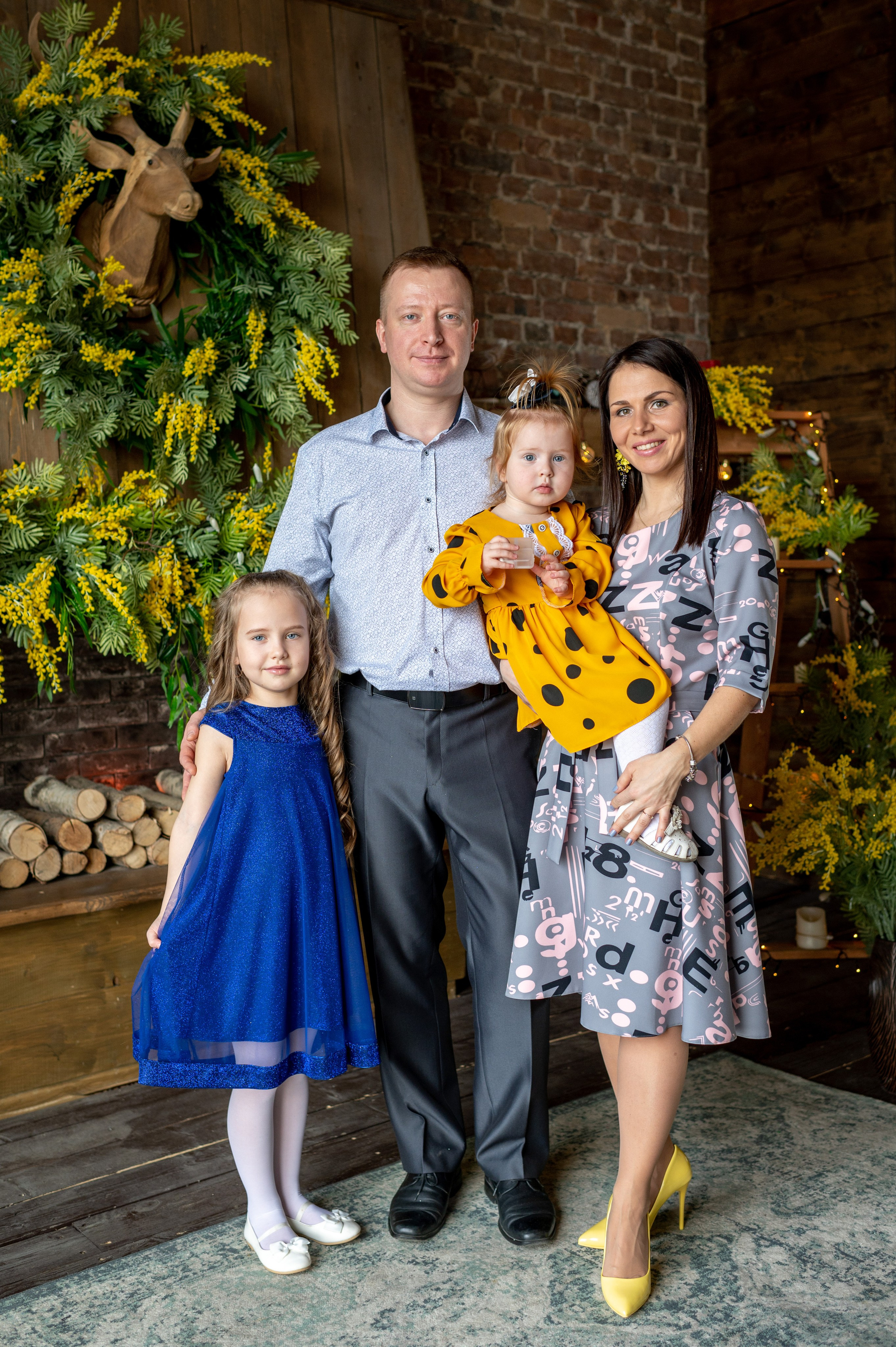 Есения, Екатерина, Дмитрий. Портретный, семейный и свадебный фотограф в Санкт-Петербурге и в Пушкине Ширяев Денис