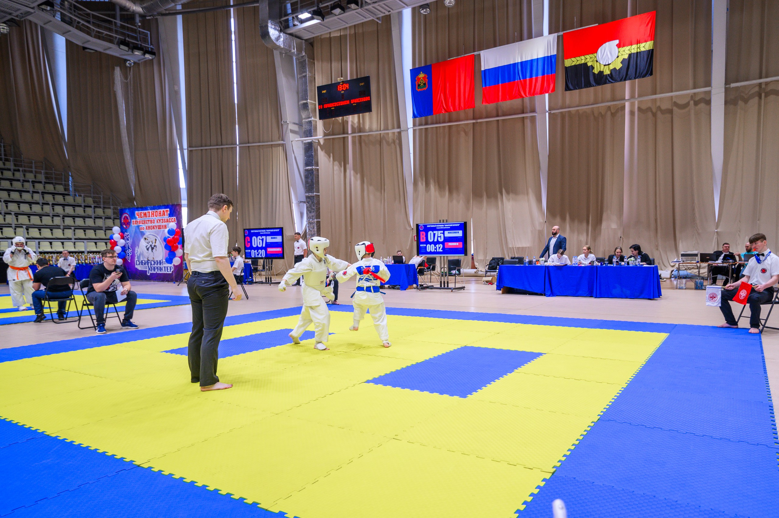 «Первенство и чемпионат Кузбасса по Киокушин» 09.03.25. Фотограф в Кемерово Владислав Шульц