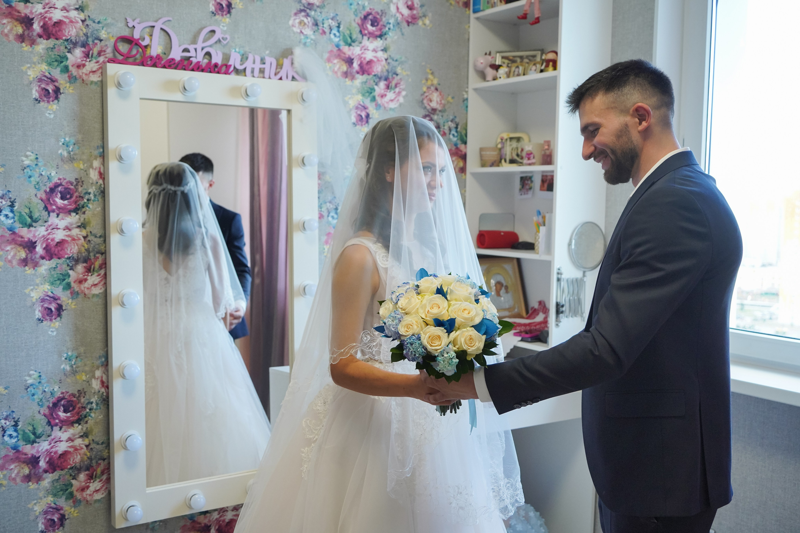 Ира и Ян. День свадьбы. Репортажный и интерьерный фотограф Александра Солдатова