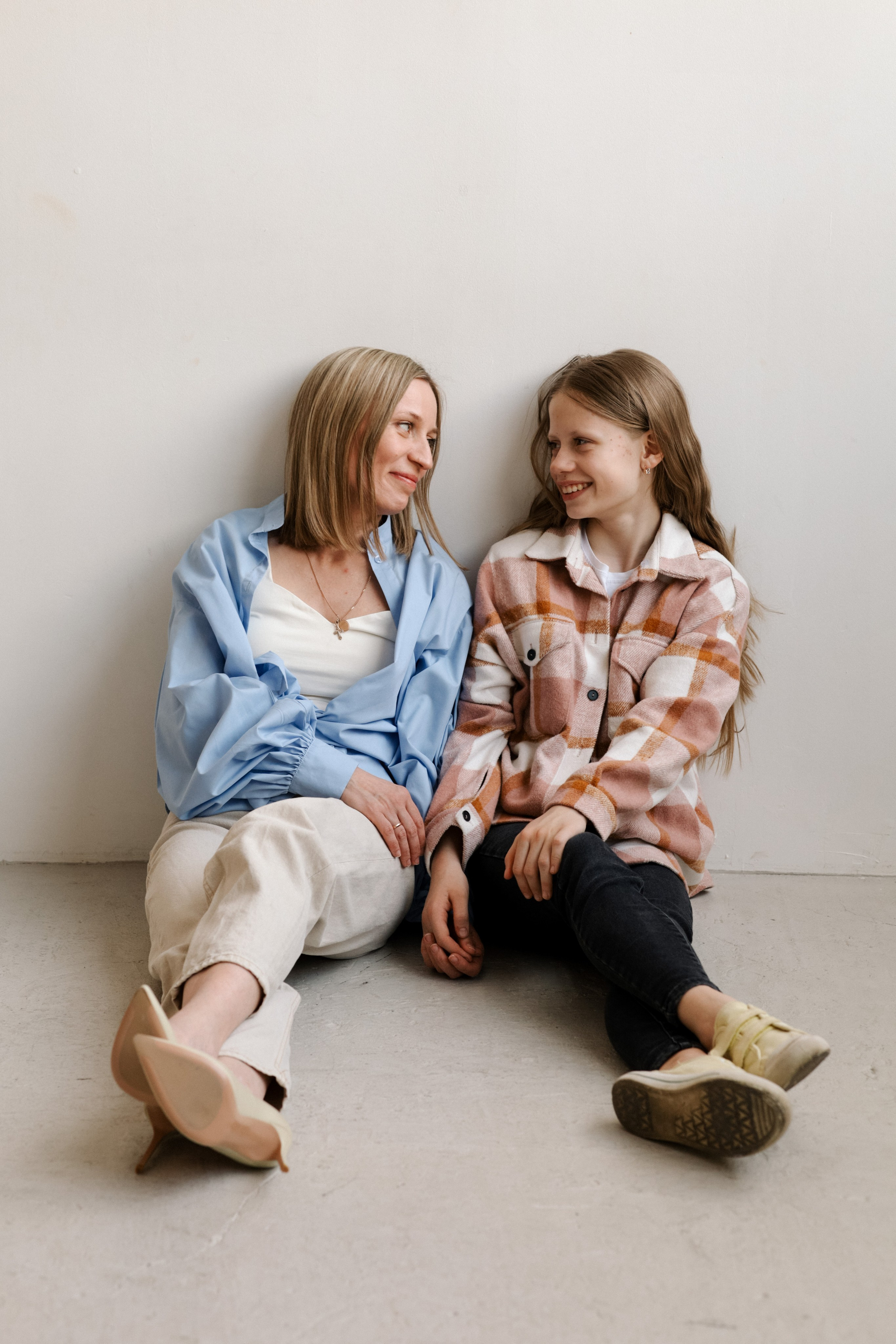 Света и Маша. Алёна Стерхова — Предметный и портретный фотограф. Ижевск