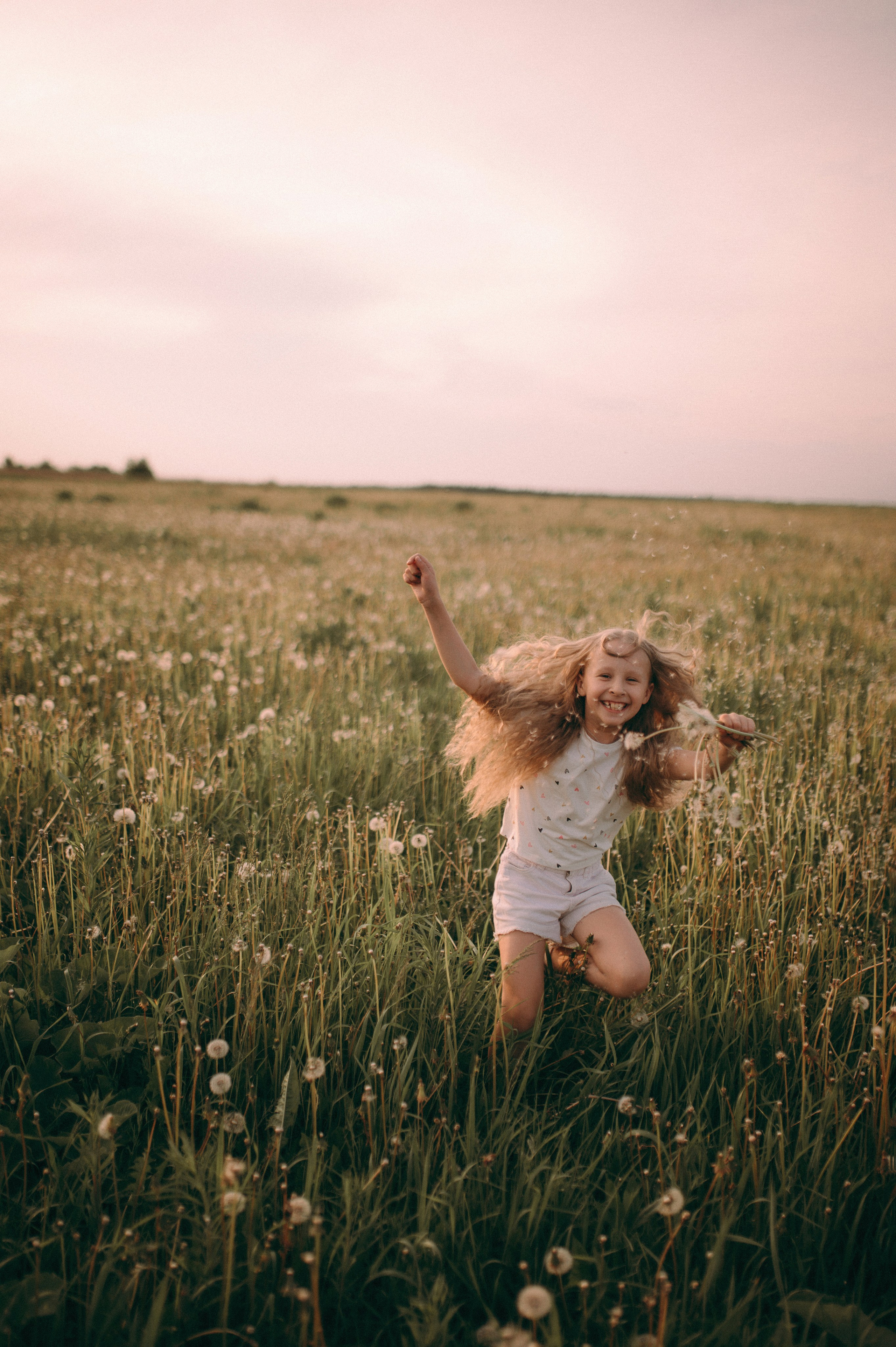Валя и Лена. Фотограф, г. Лесной Свердловской области