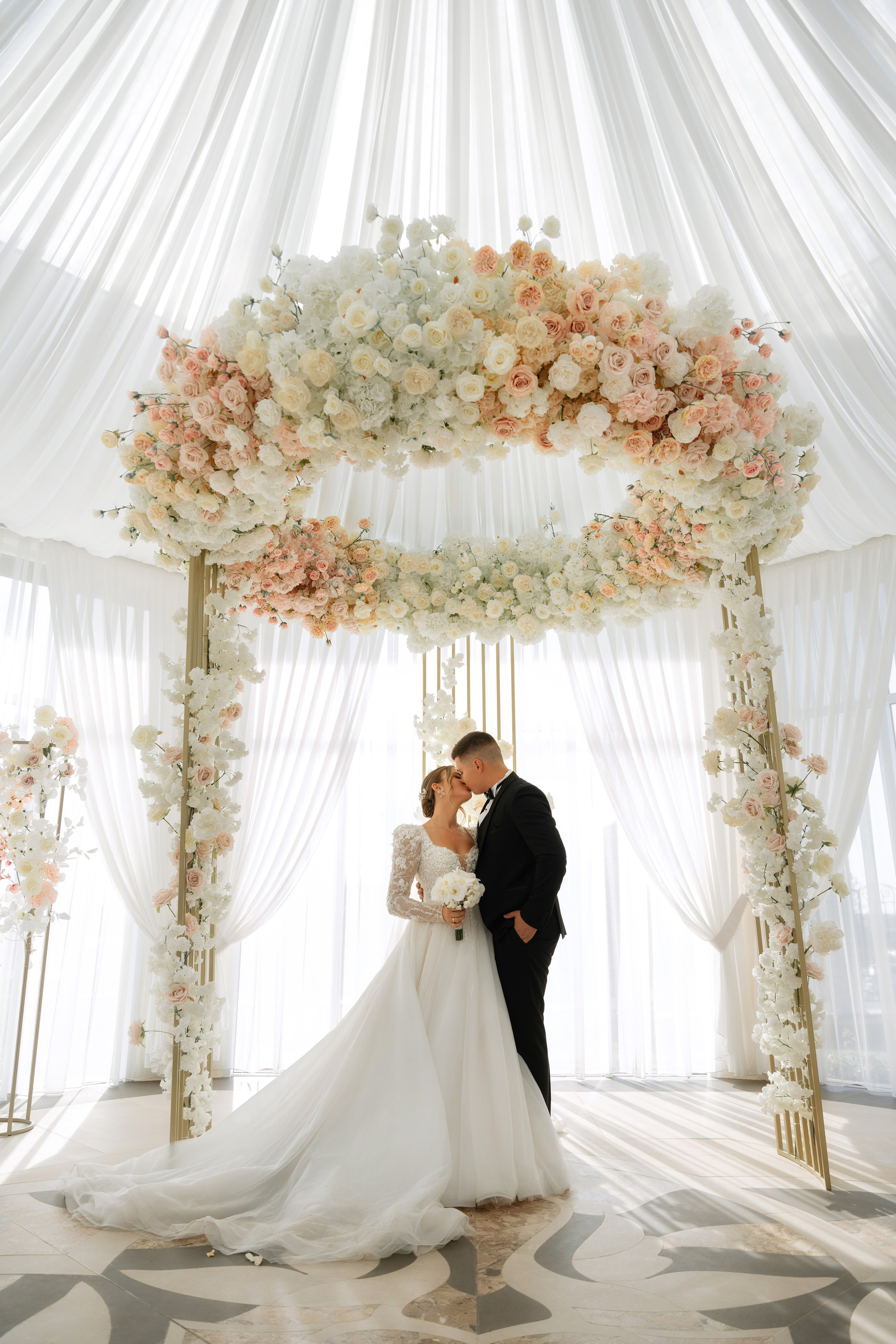 Роман и Виктория