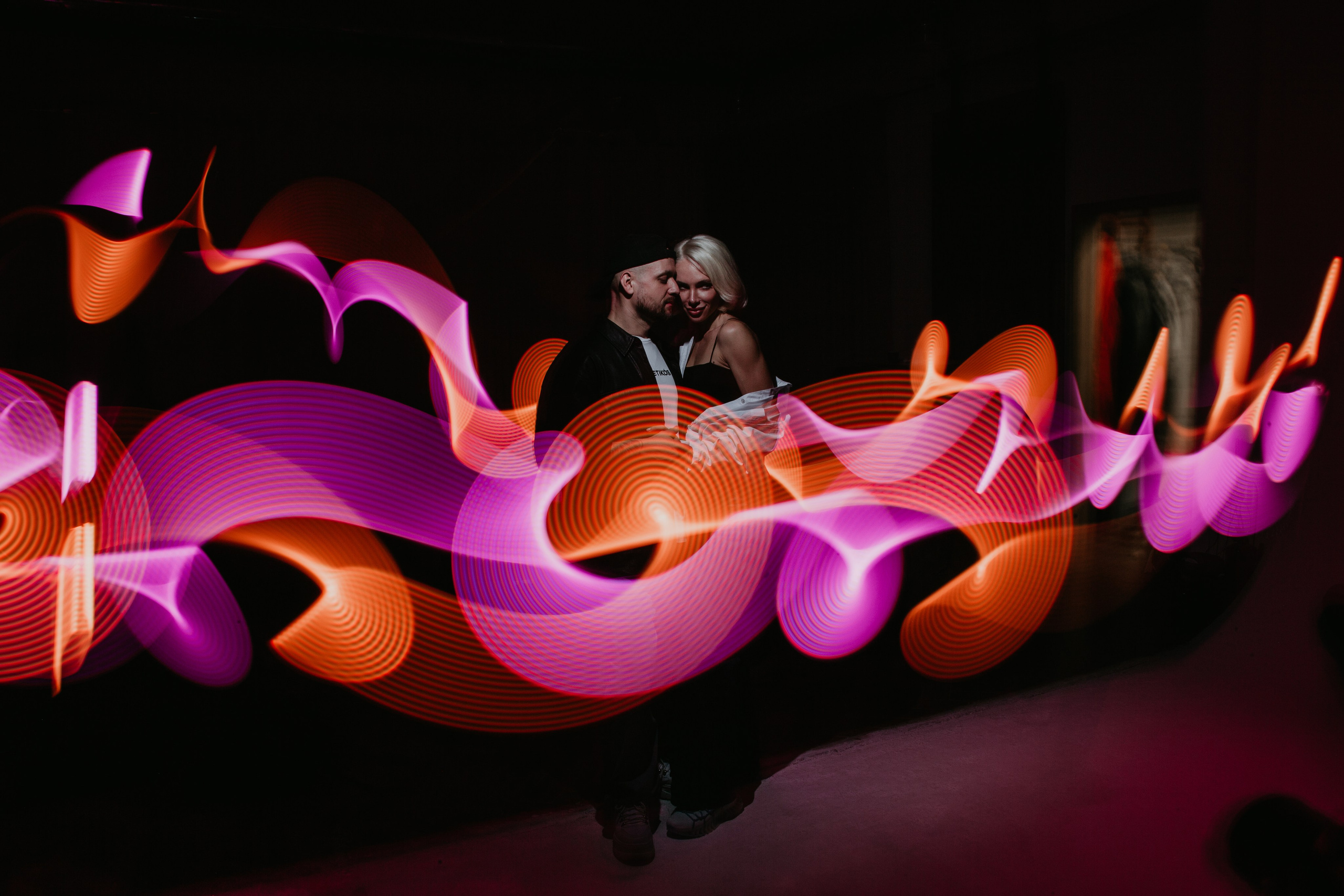 Парная съемка в ночном городе. Мультижанровый фотограф в Москве Наталия Степанова