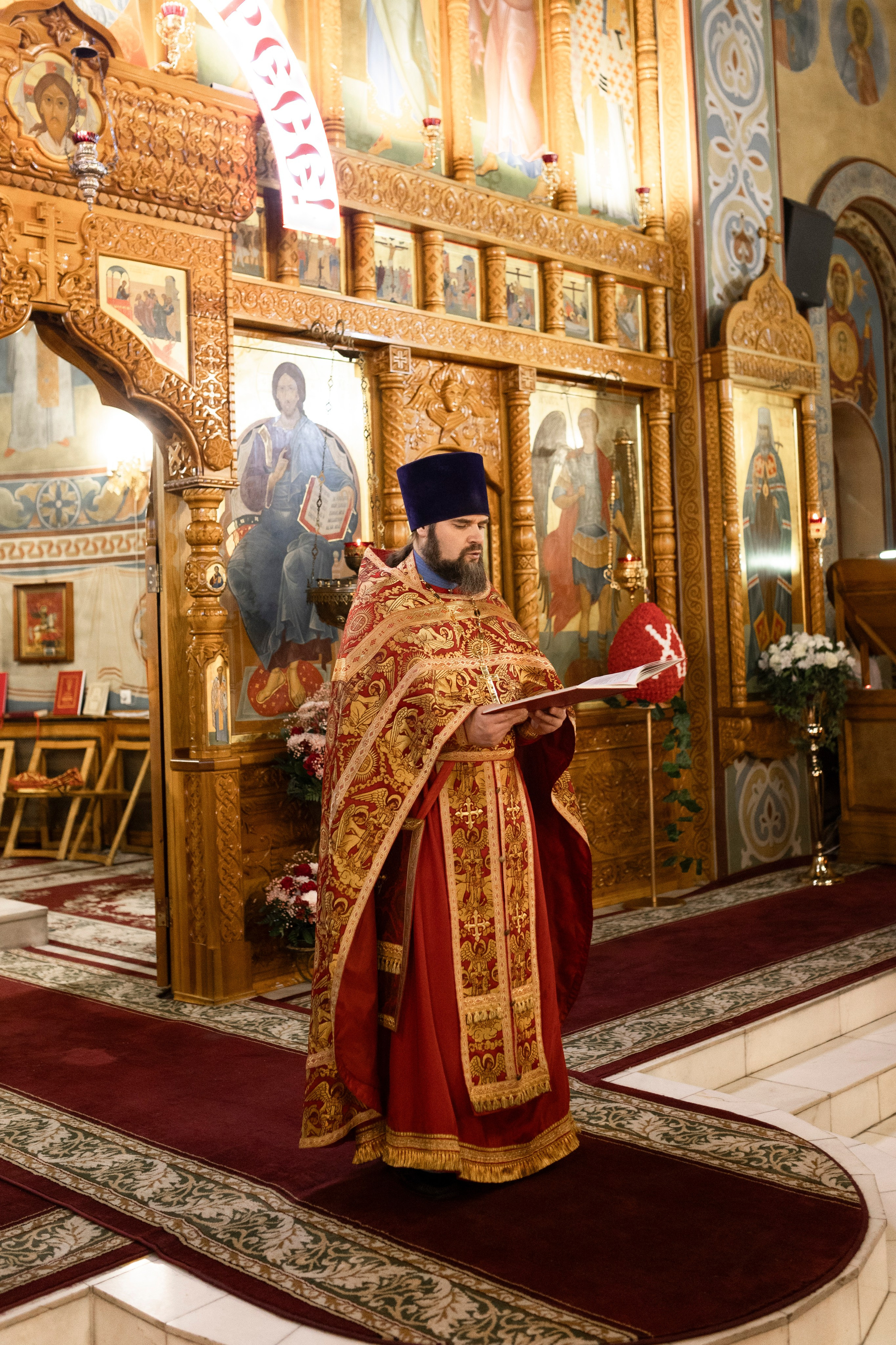 Пасха Господня. ТОП Фотограф на Крещение и Венчание Железногорск Алексей Мещеряков