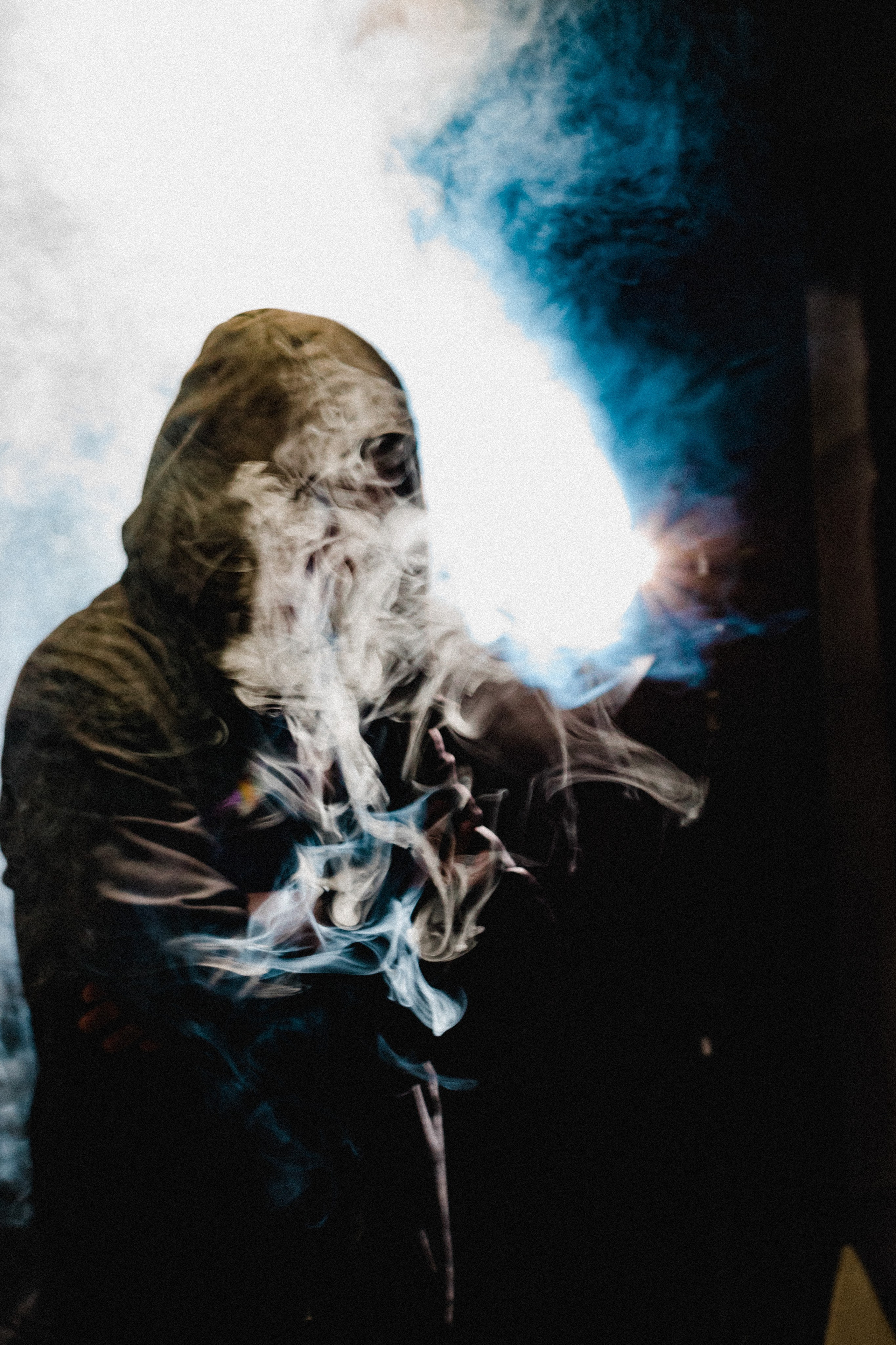 Мужская с цветным дымом. Елена Сергеева- фотограф для жизни и бренда. Фотосессии и репортаж мероприятий