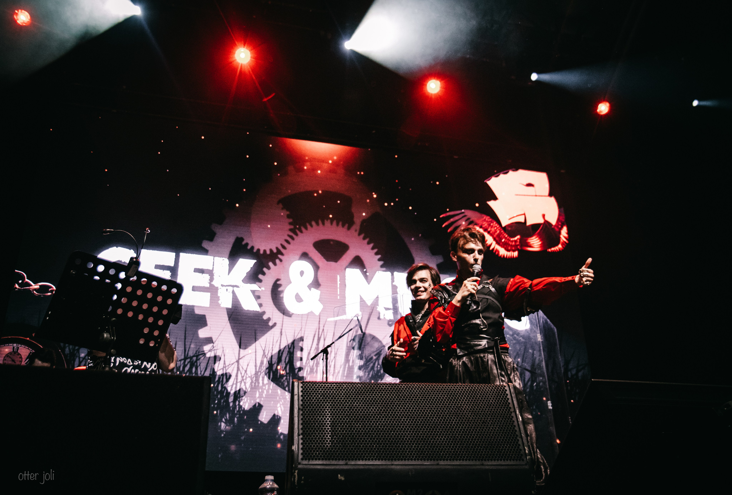 Geek & Music. Концертный репортёр Валерия Сафина