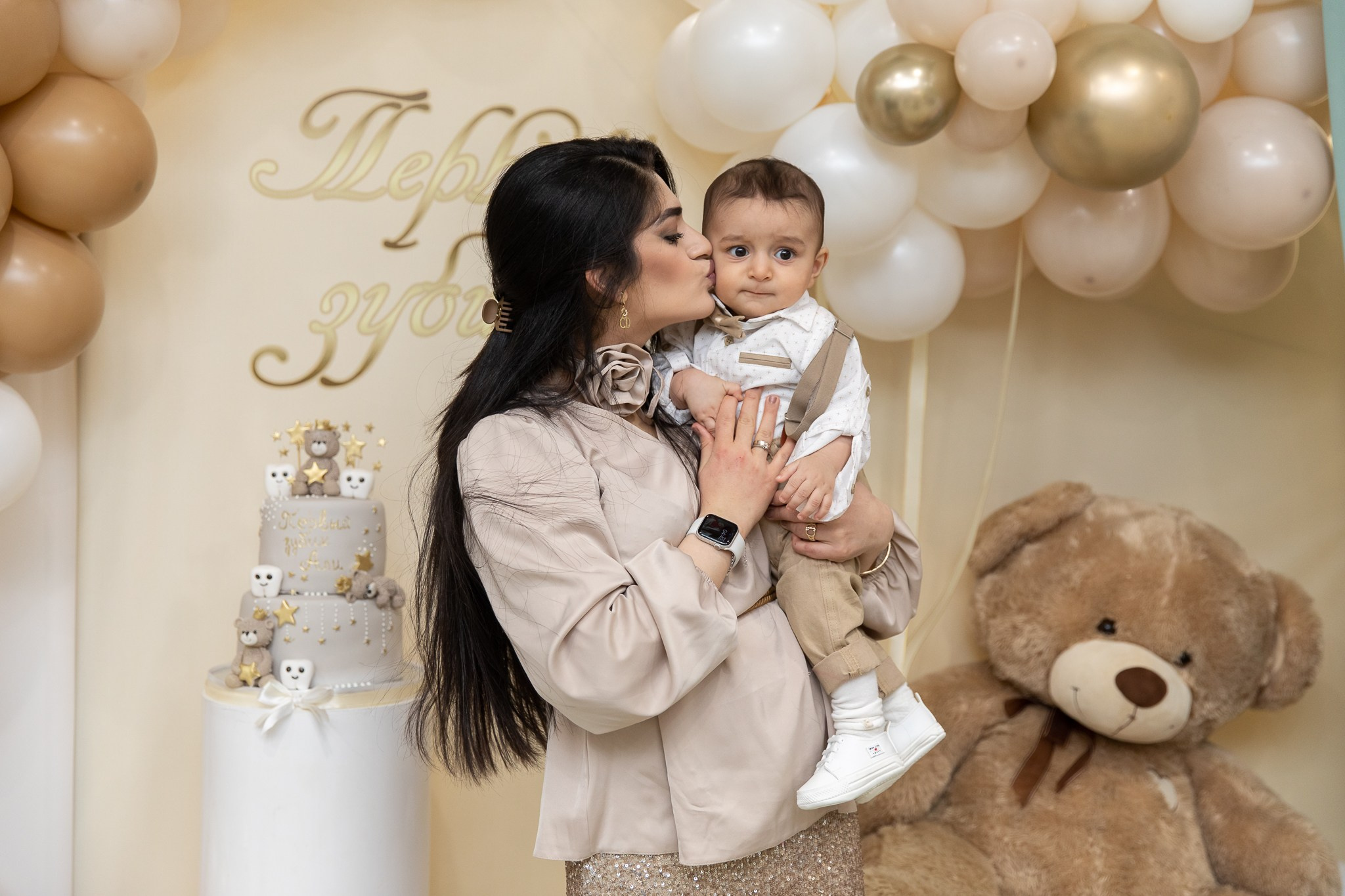 Первый зубик Али. Фотограф Татьяна Генева