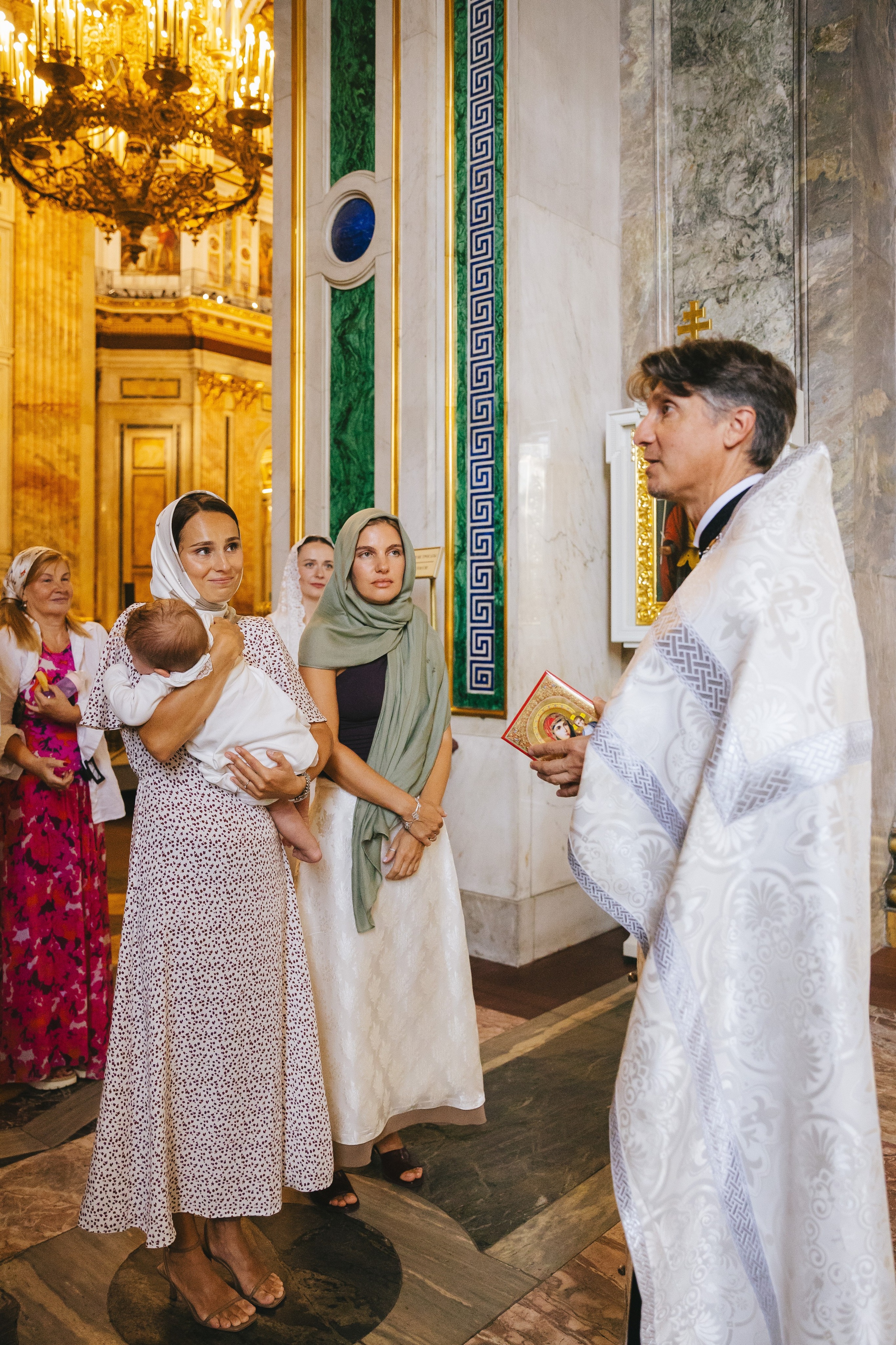 Крещение Миры. Семейный lifestyle фотограф в Санкт-Петербурге Людмила Пахомова