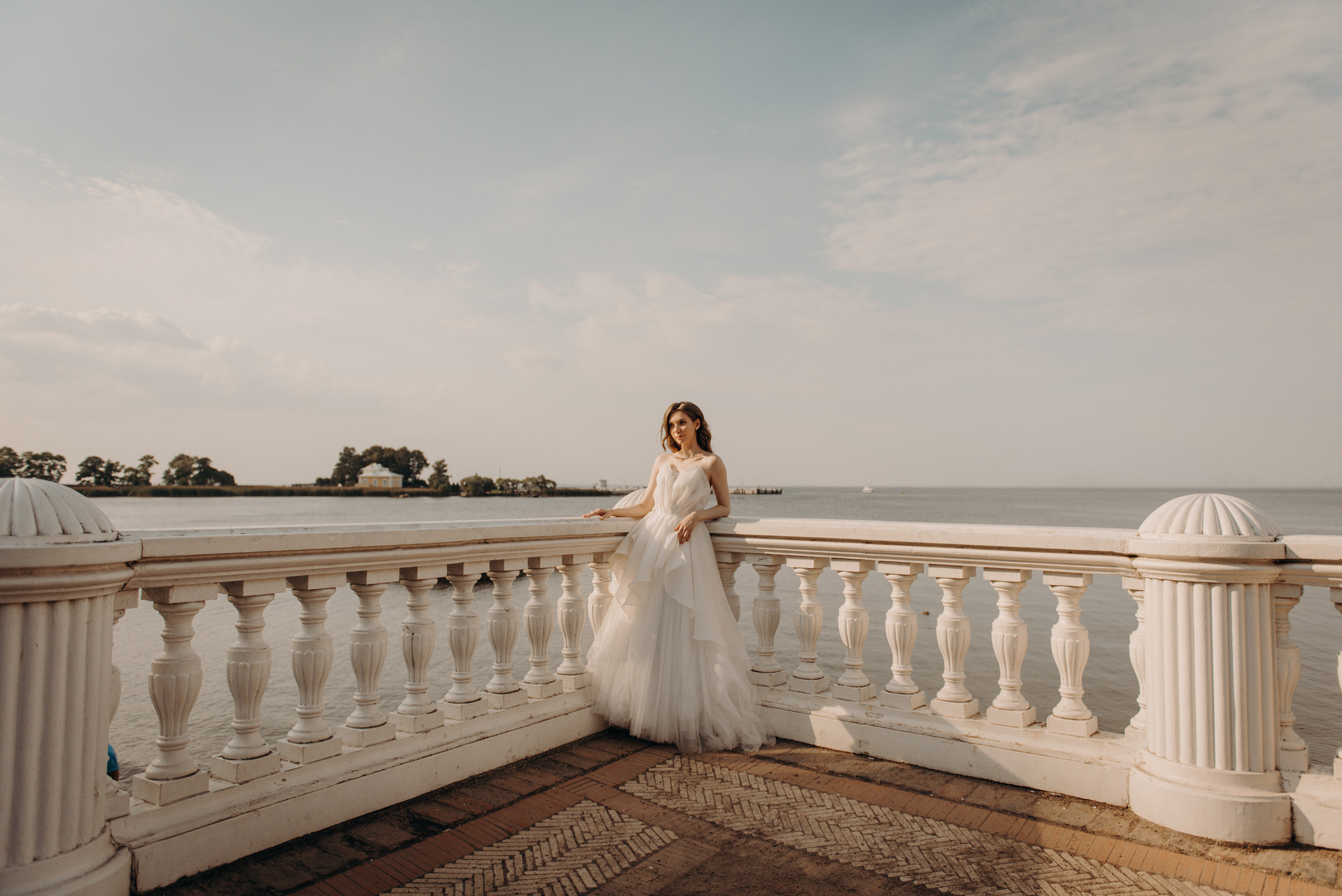 свадебная фотосессия в Петергофе, фотограф на свадьбу в Петергофе