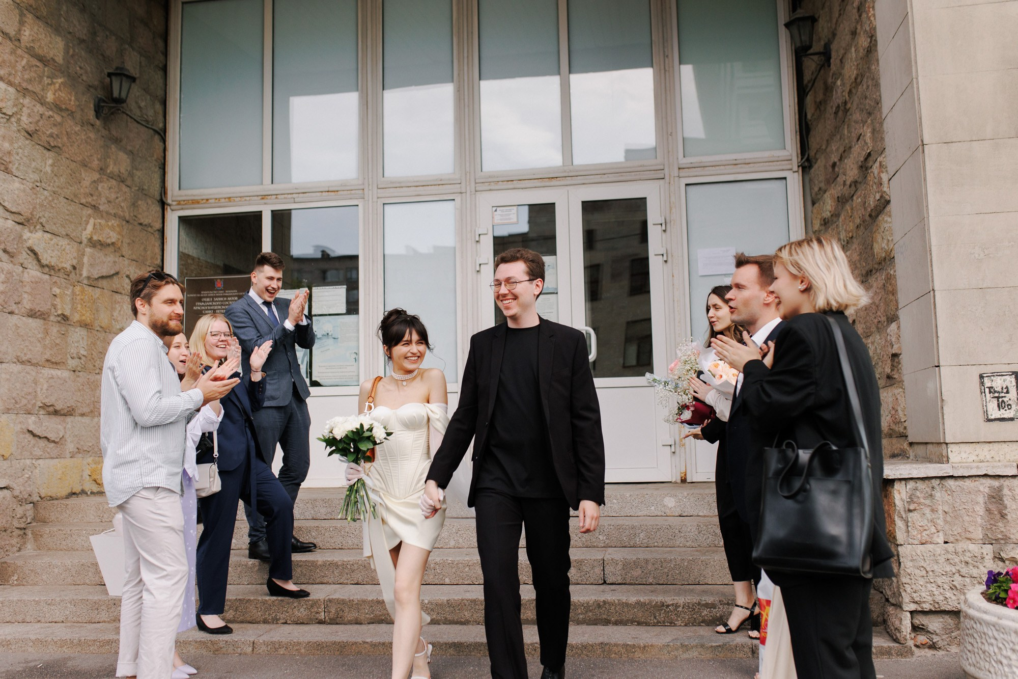 Свадебная фотосессия на Исаакиевской площади. Свадебный фотограф СПБ